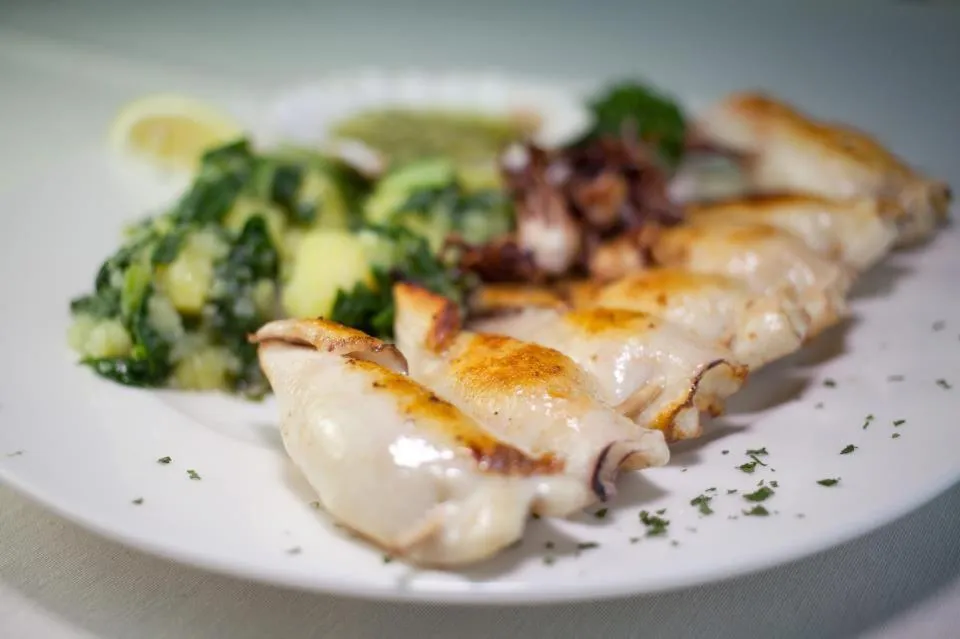 Restaurant/places to eat in Hotel Grof