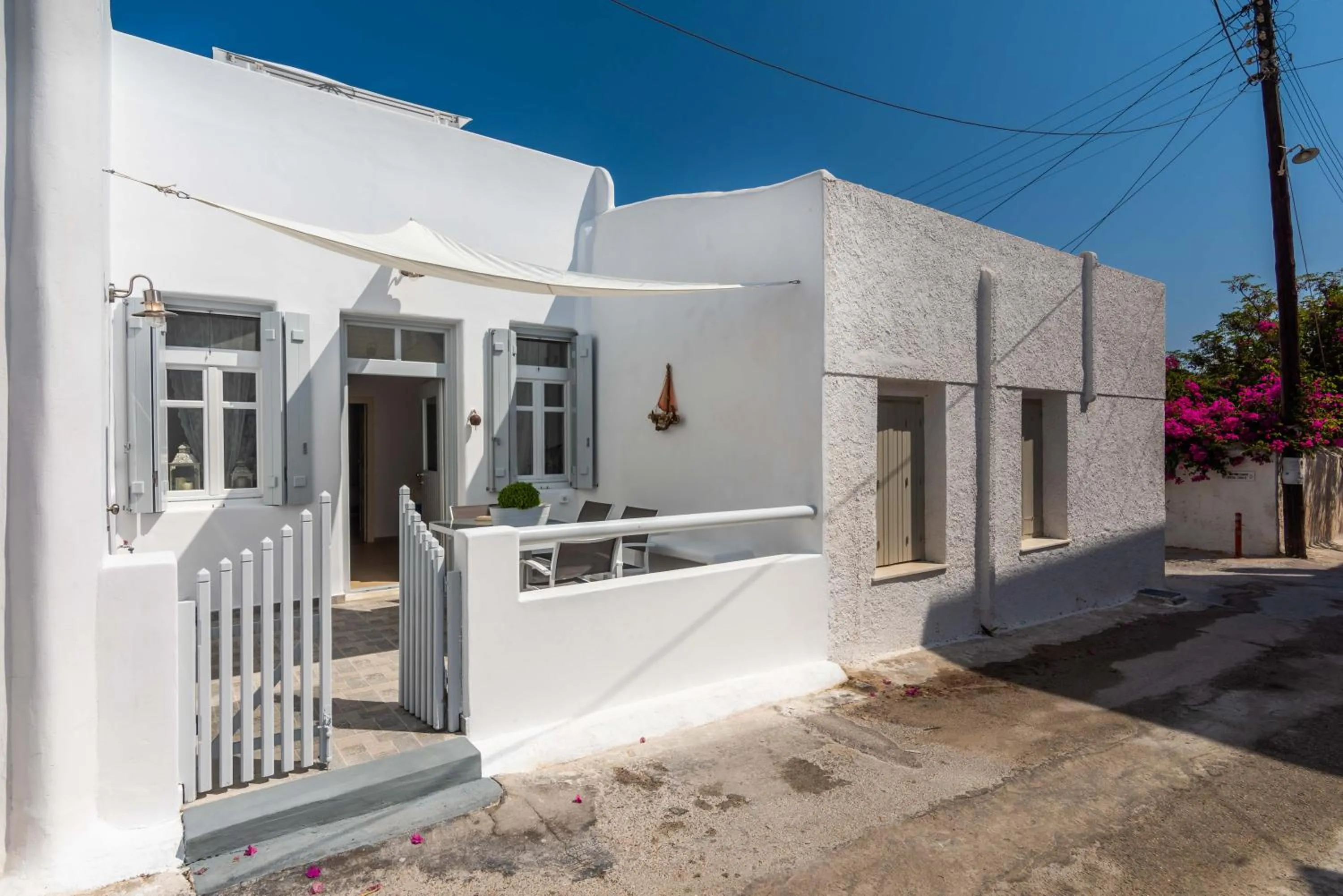 Facade/entrance in Casa Nostalgia