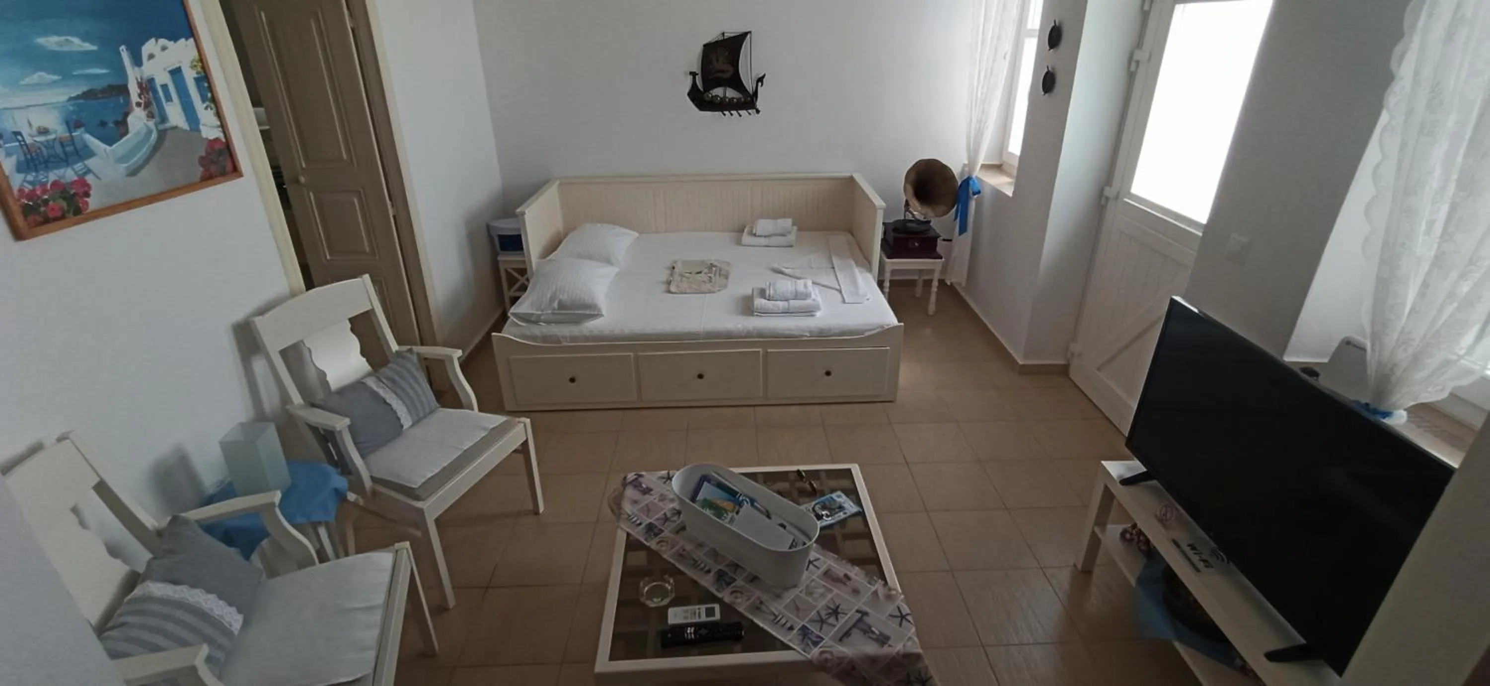 Photo of the whole room, Bed in Casa Nostalgia