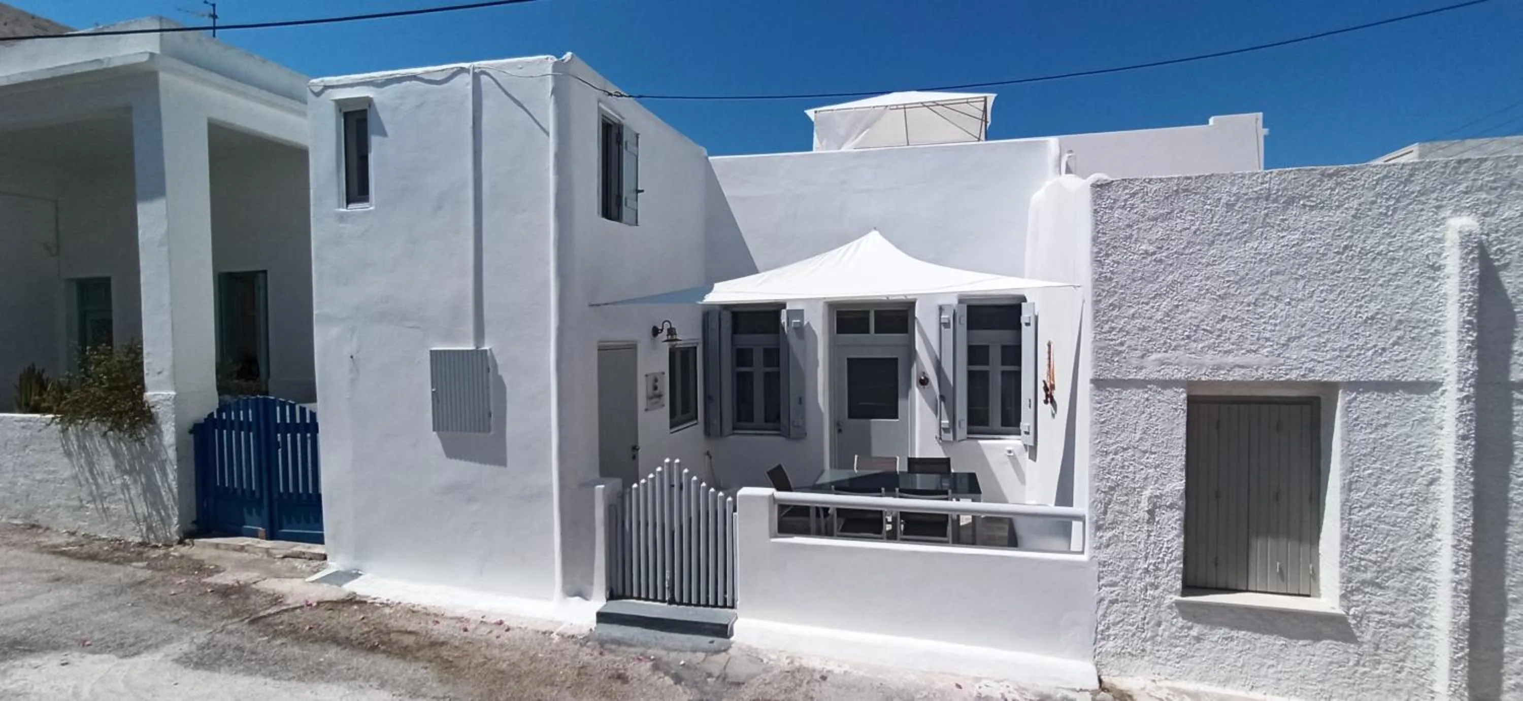 Facade/entrance in Casa Nostalgia