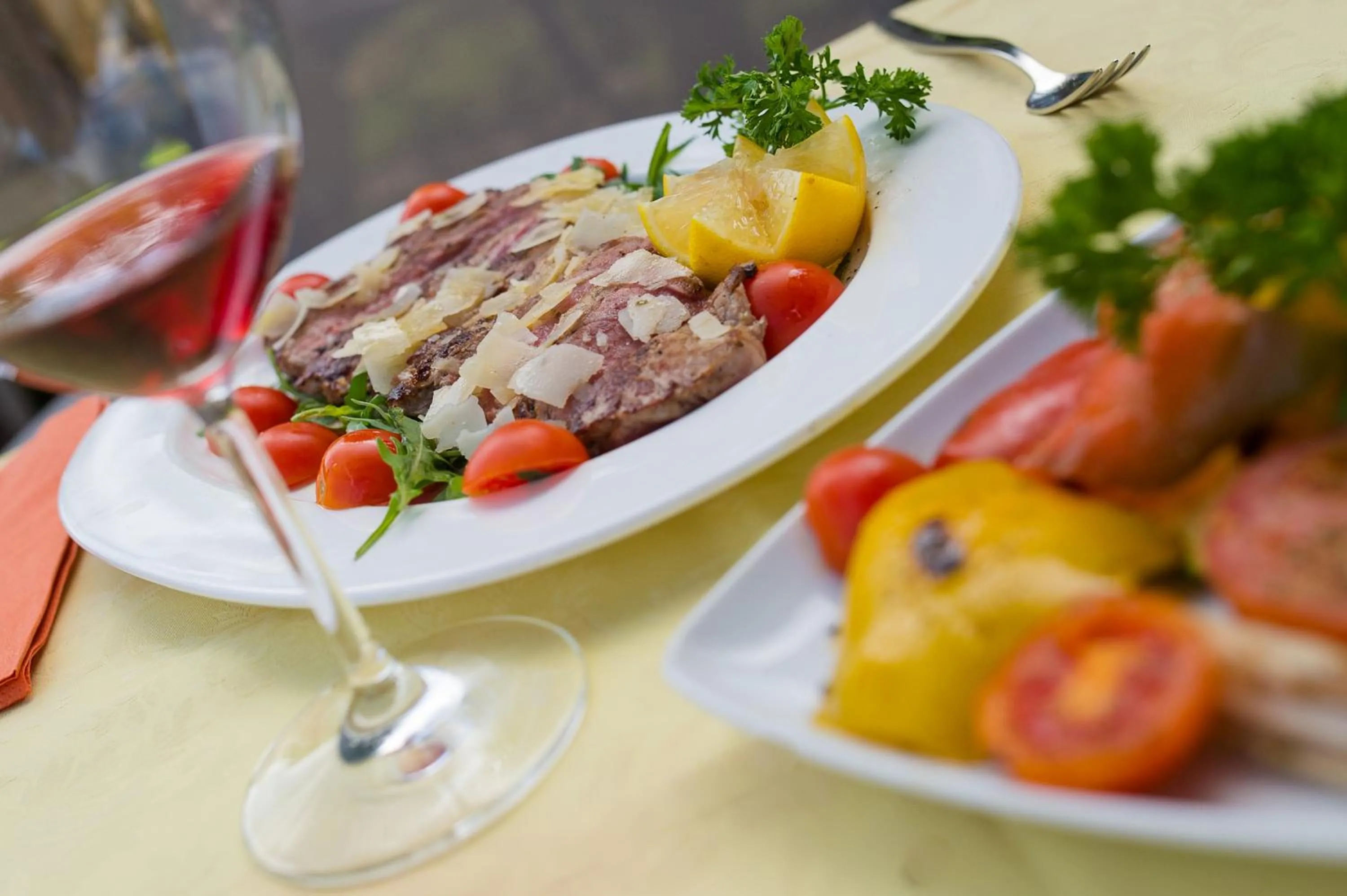 Restaurant/places to eat in Ansitz am Eck by Hotel Pernhof