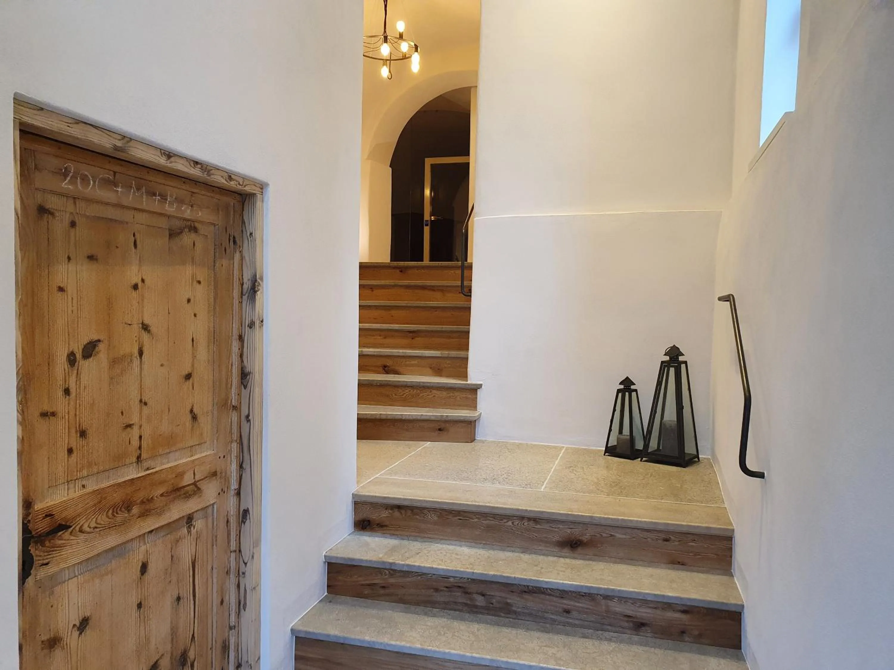 Decorative detail in Ansitz am Eck by Hotel Pernhof