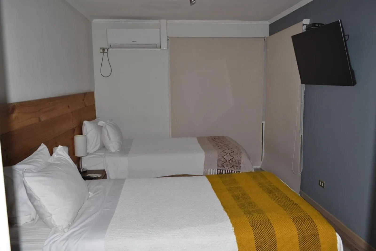 Bed in De Triana Hotel