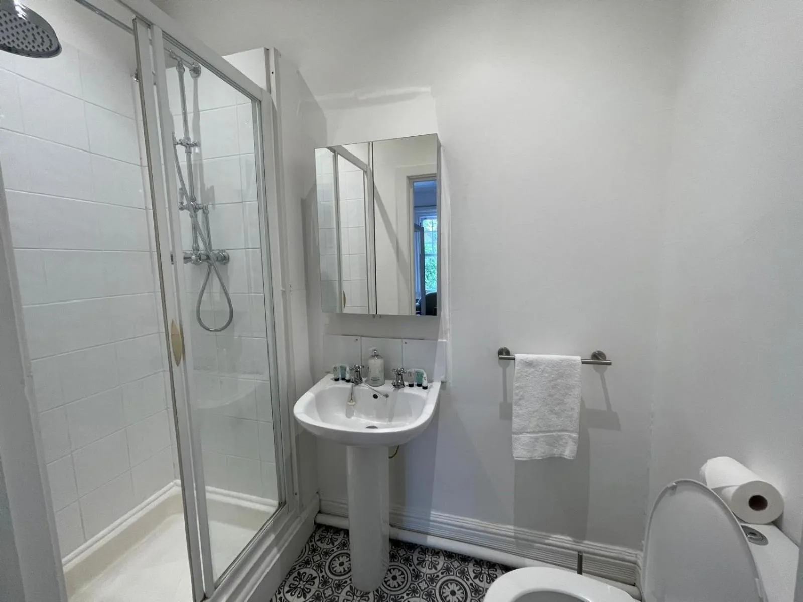 Bathroom in Central Hotel