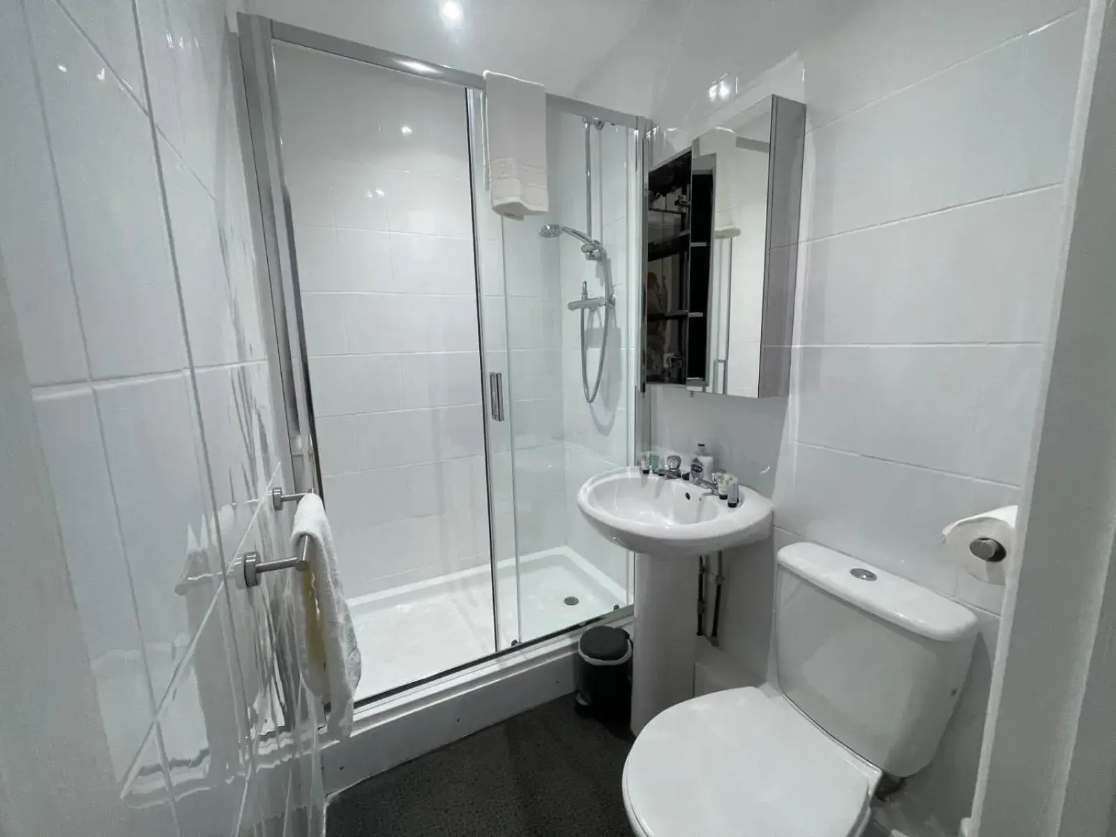 Bathroom in Central Hotel Bathroom in Central Hotel