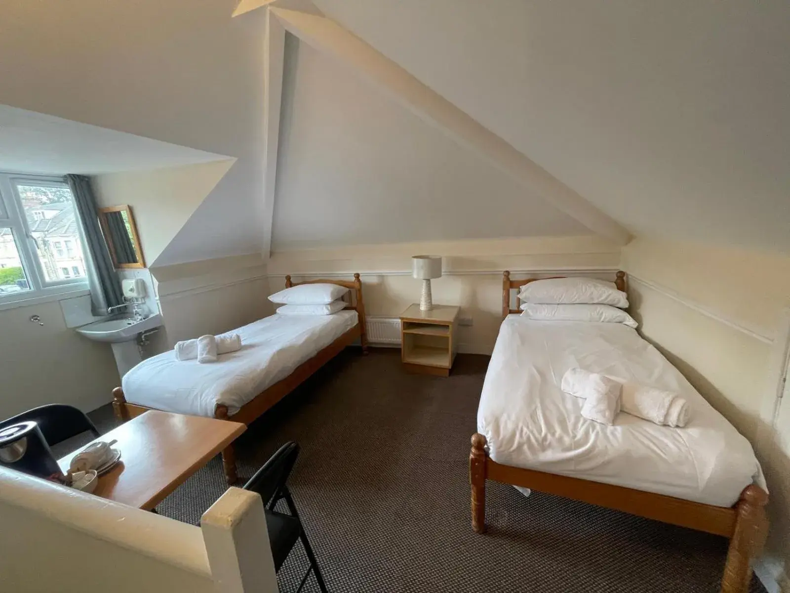 Standard Twin Room with Shared Bathroom in Central Hotel Standard Twin Room with Shared Bathroom in Central Hotel