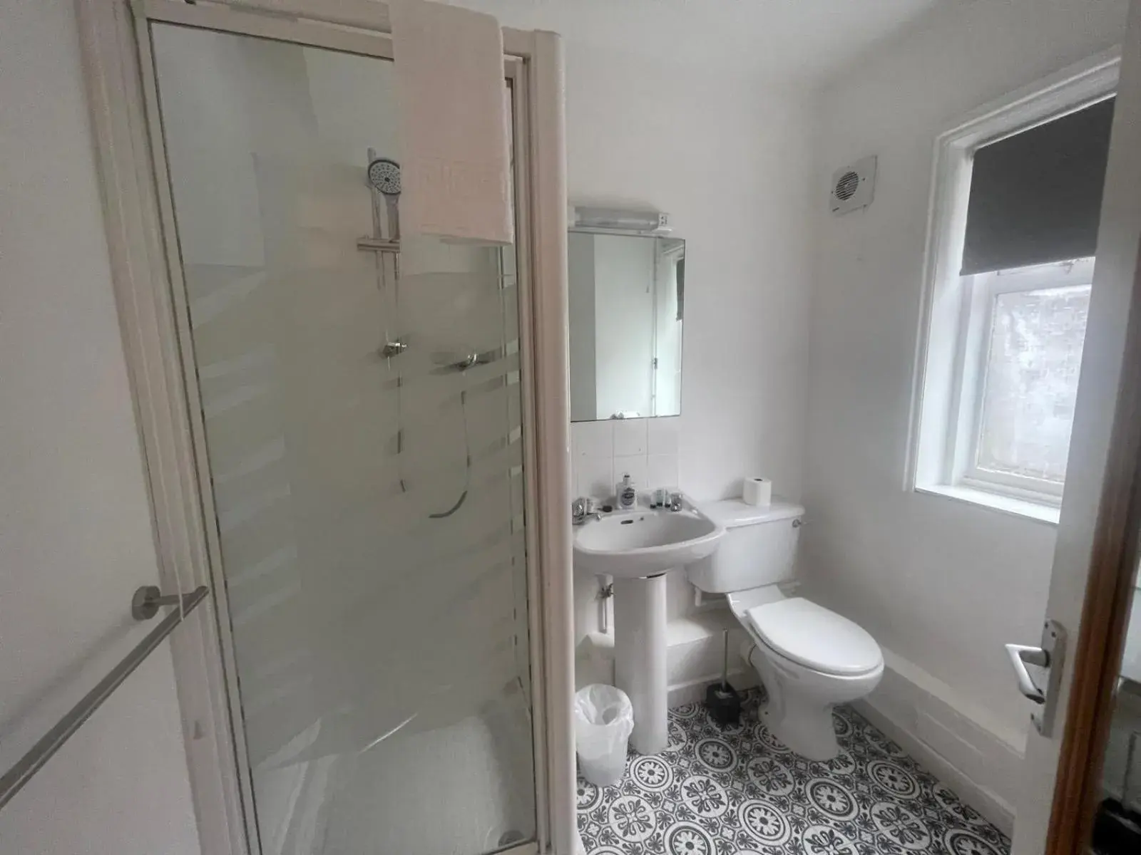 Bathroom in Central Hotel Bathroom in Central Hotel