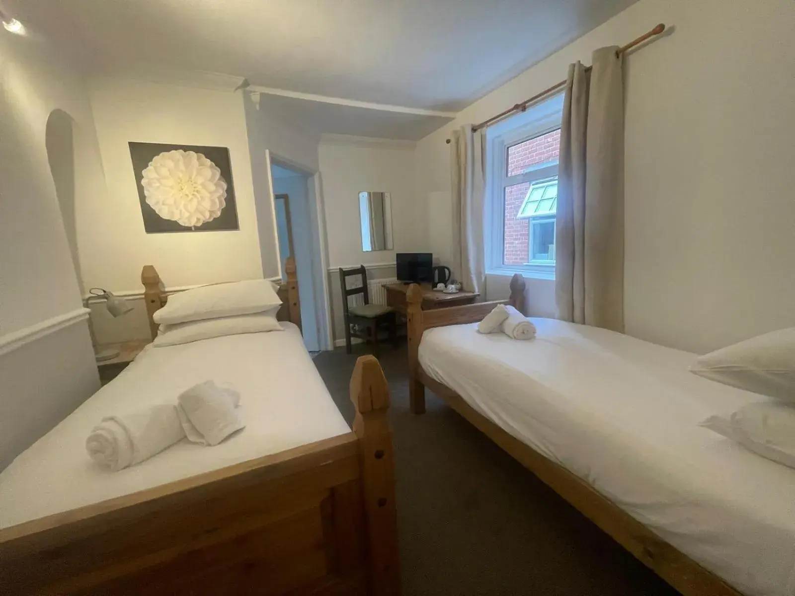 Bedroom, Bed in Central Hotel Bedroom, Bed in Central Hotel