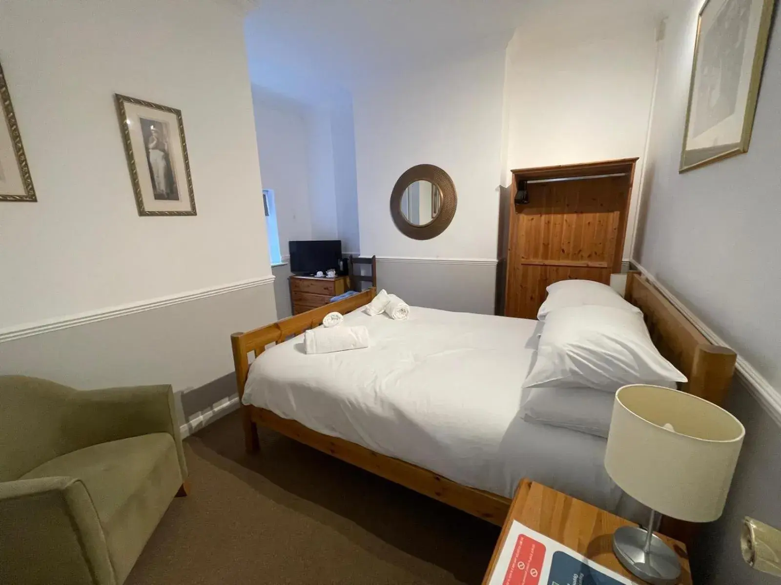 Bedroom, Bed in Central Hotel Bedroom, Bed in Central Hotel