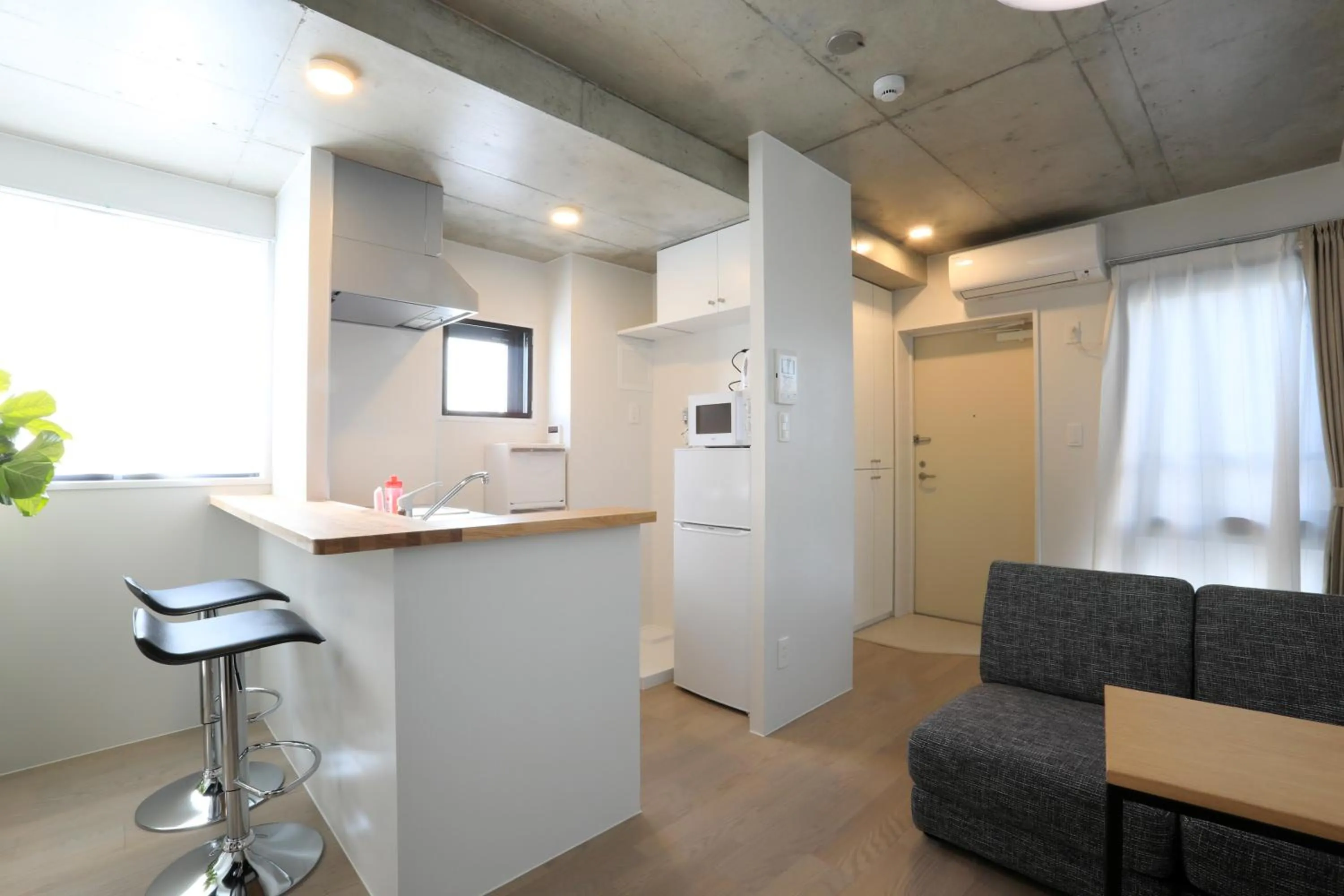 Kitchen or kitchenette in Laffitte Tokyo WEST