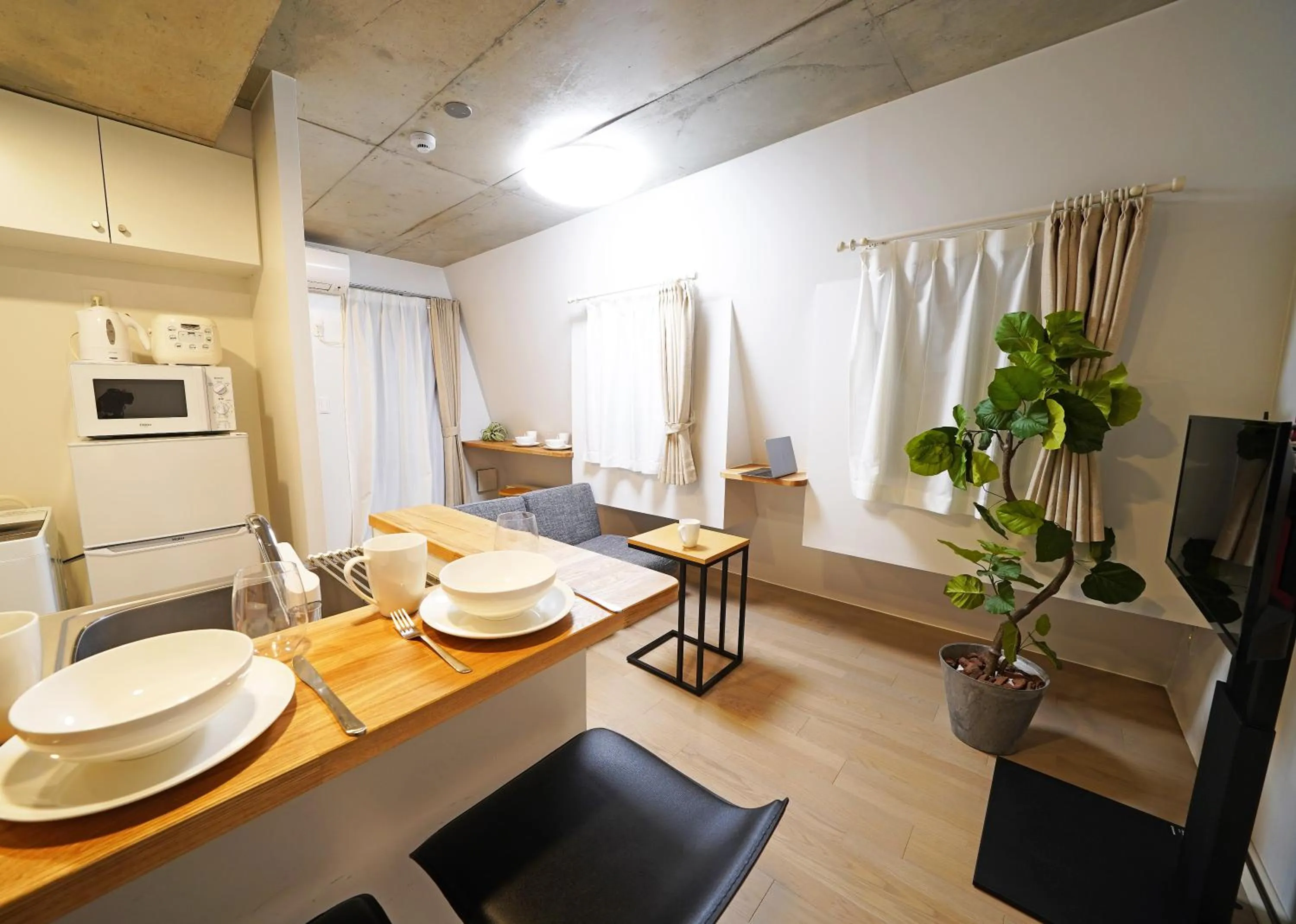 Kitchen or kitchenette in Laffitte Tokyo WEST