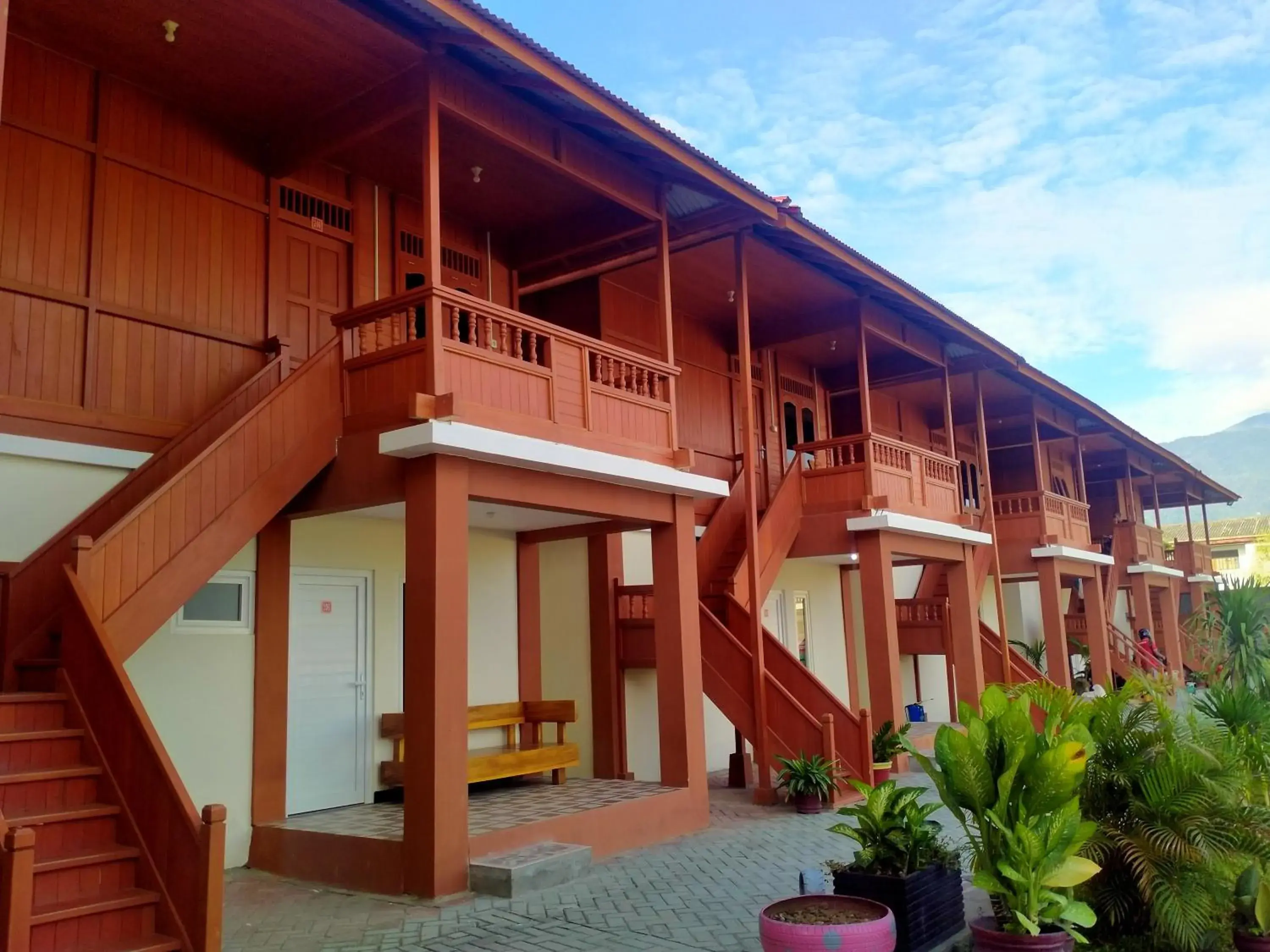 Property building in GRANADA INN PALU Property building in GRANADA INN PALU