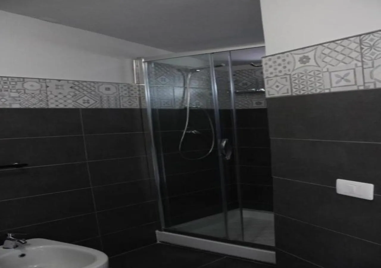 Shower in La Corte di Sofia