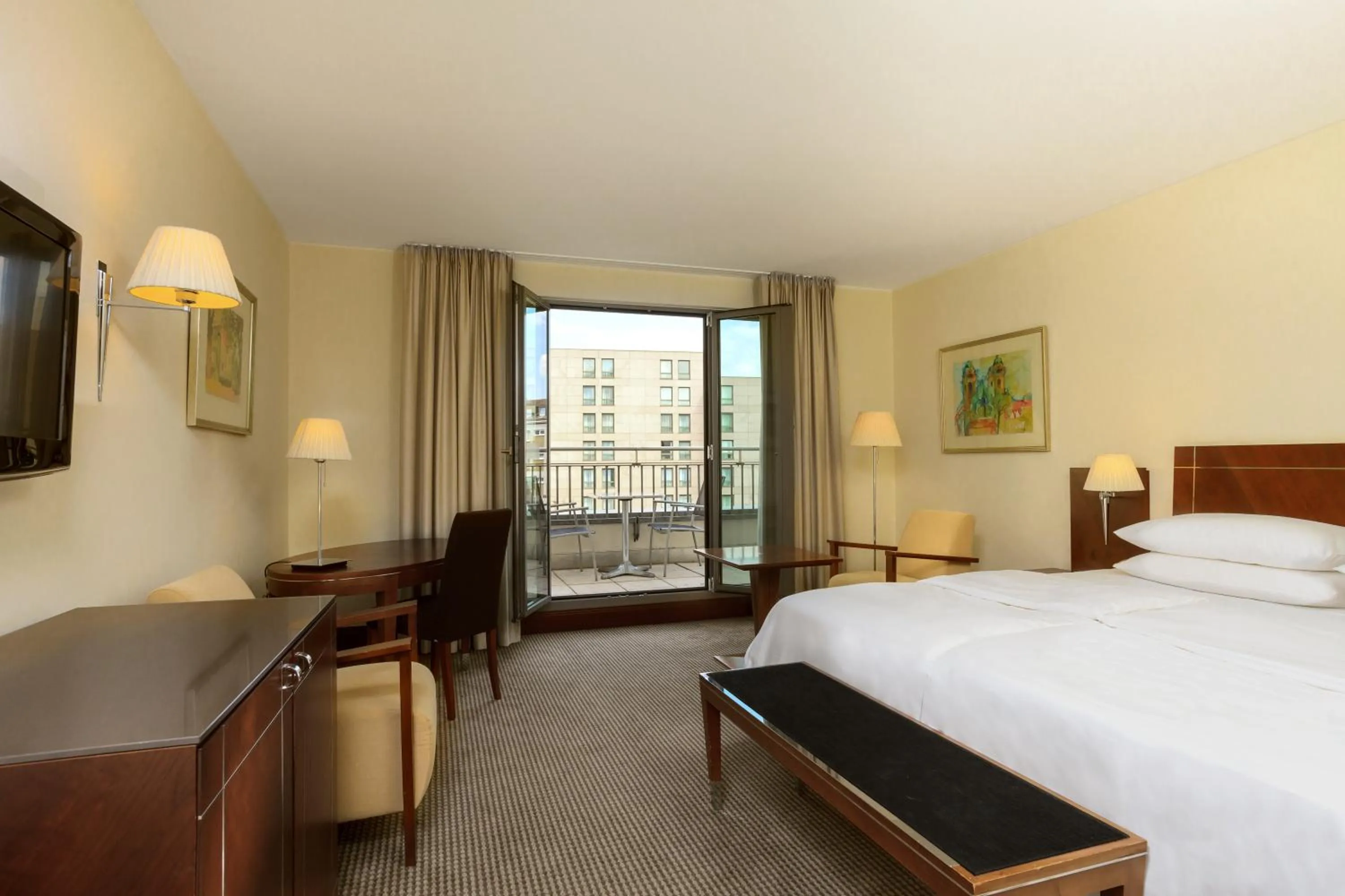 Superior Double Room in Sheraton Carlton Nuernberg