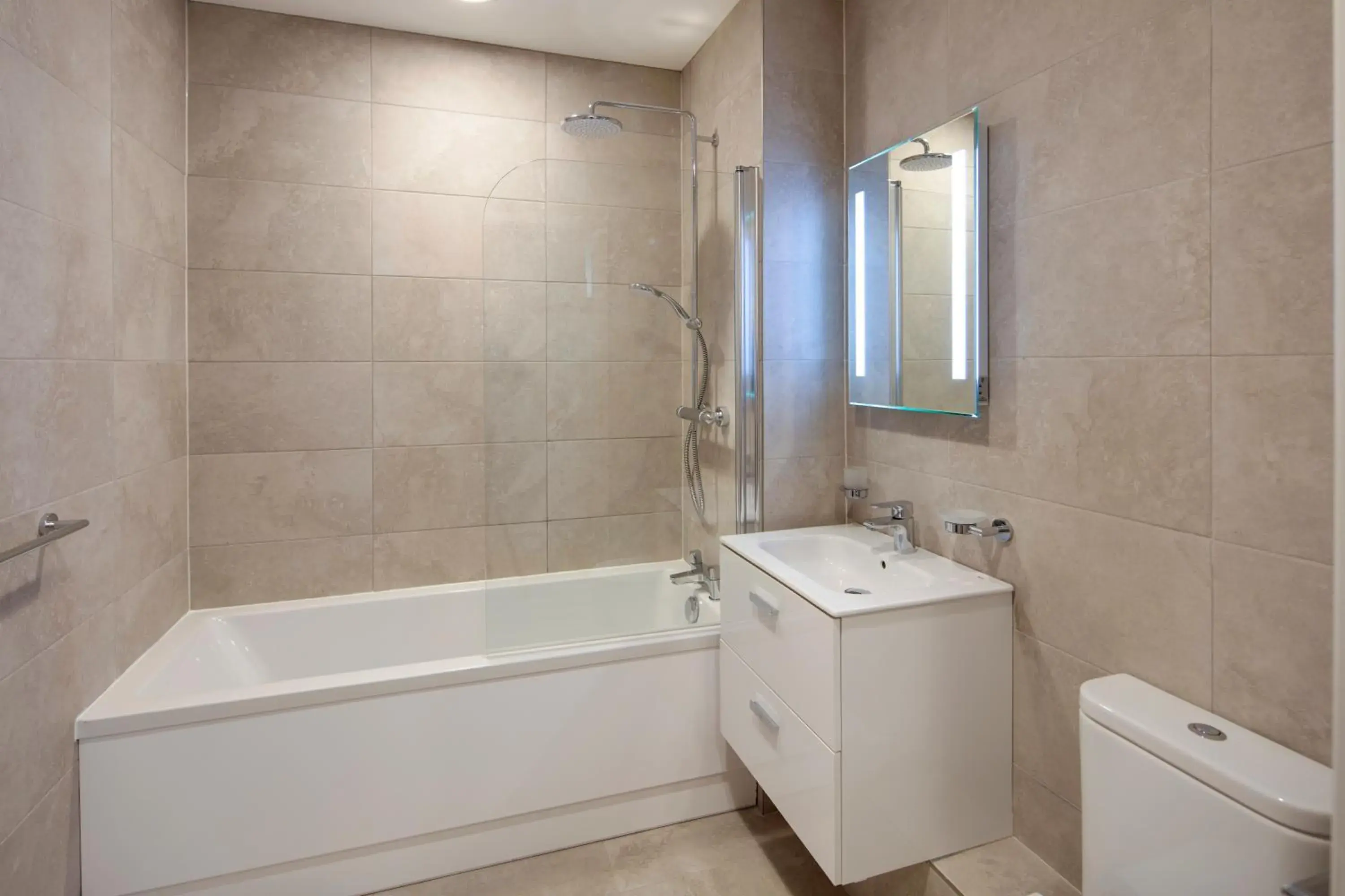 One-Bedroom Apartment in Highfield House One-Bedroom Apartment in Highfield House