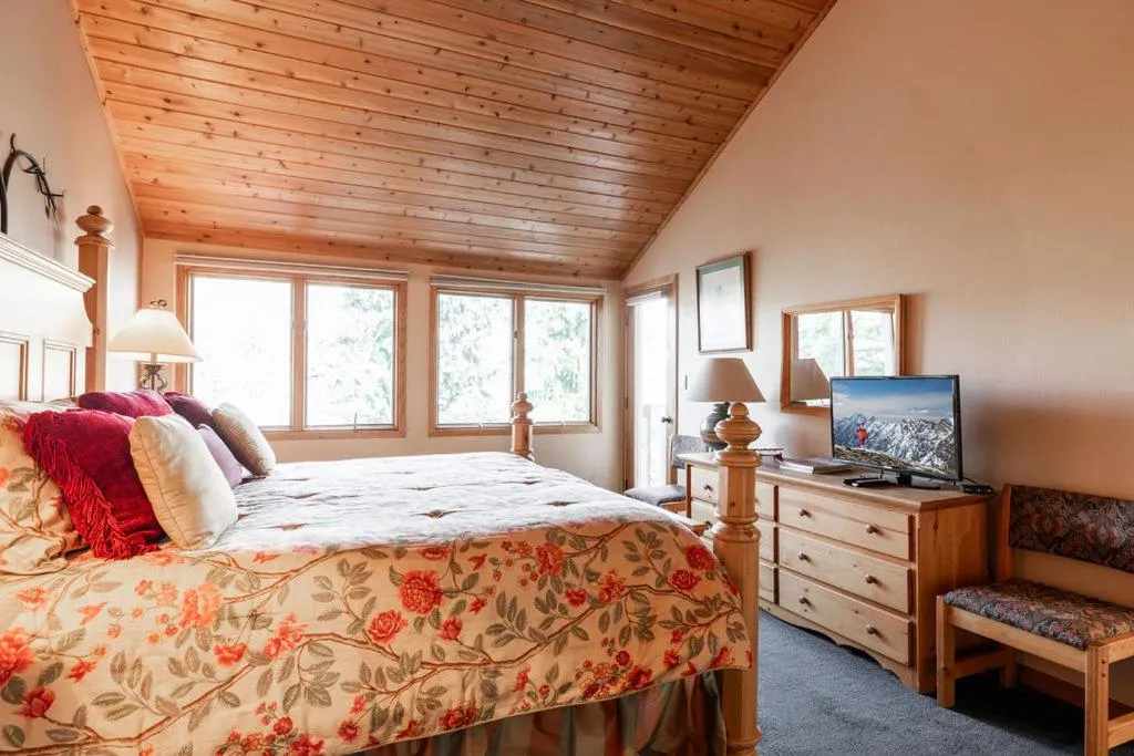 Bed in Townsend Place