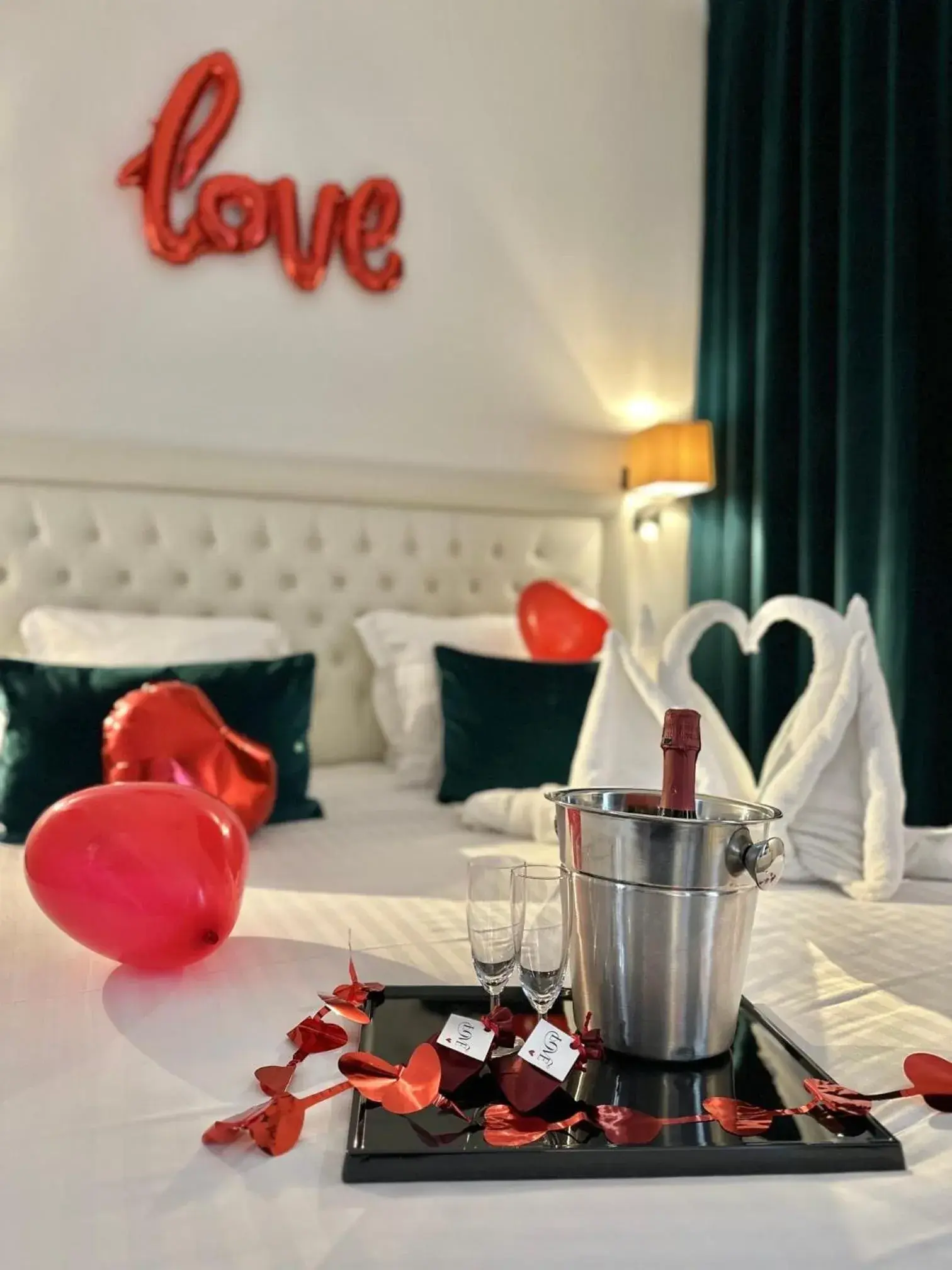 Bed in Hôtel Nice Azur Riviera Bed in Hôtel Nice Azur Riviera