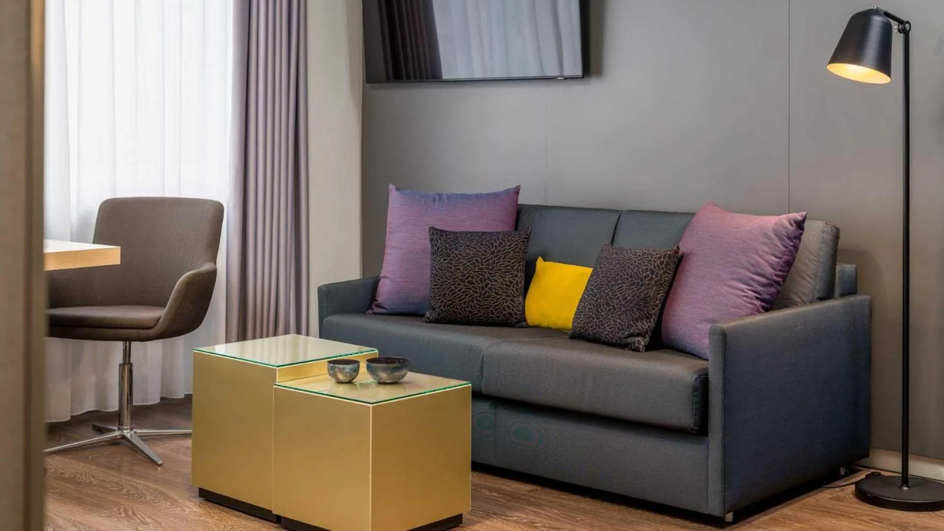 Photo of the whole room in Hotel Lyskirchen Köln