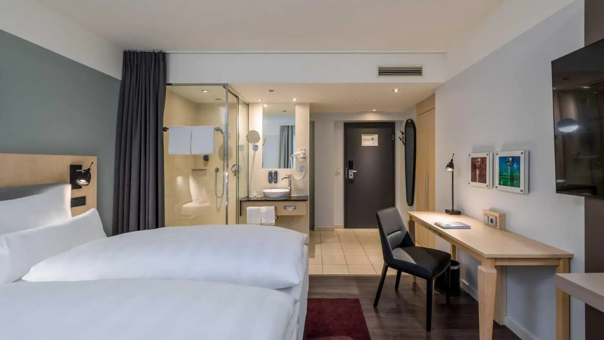 Standard Double Room in Hotel Lyskirchen Köln Standard Double Room in Hotel Lyskirchen Köln