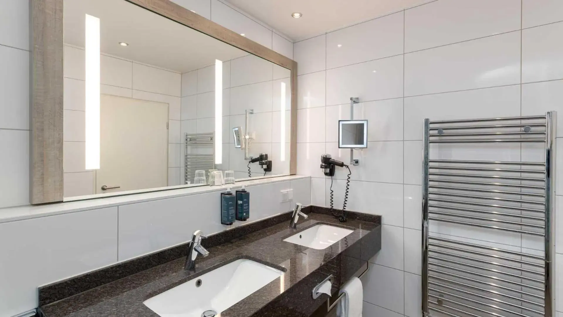 Bathroom in Hotel Lyskirchen Köln Bathroom in Hotel Lyskirchen Köln