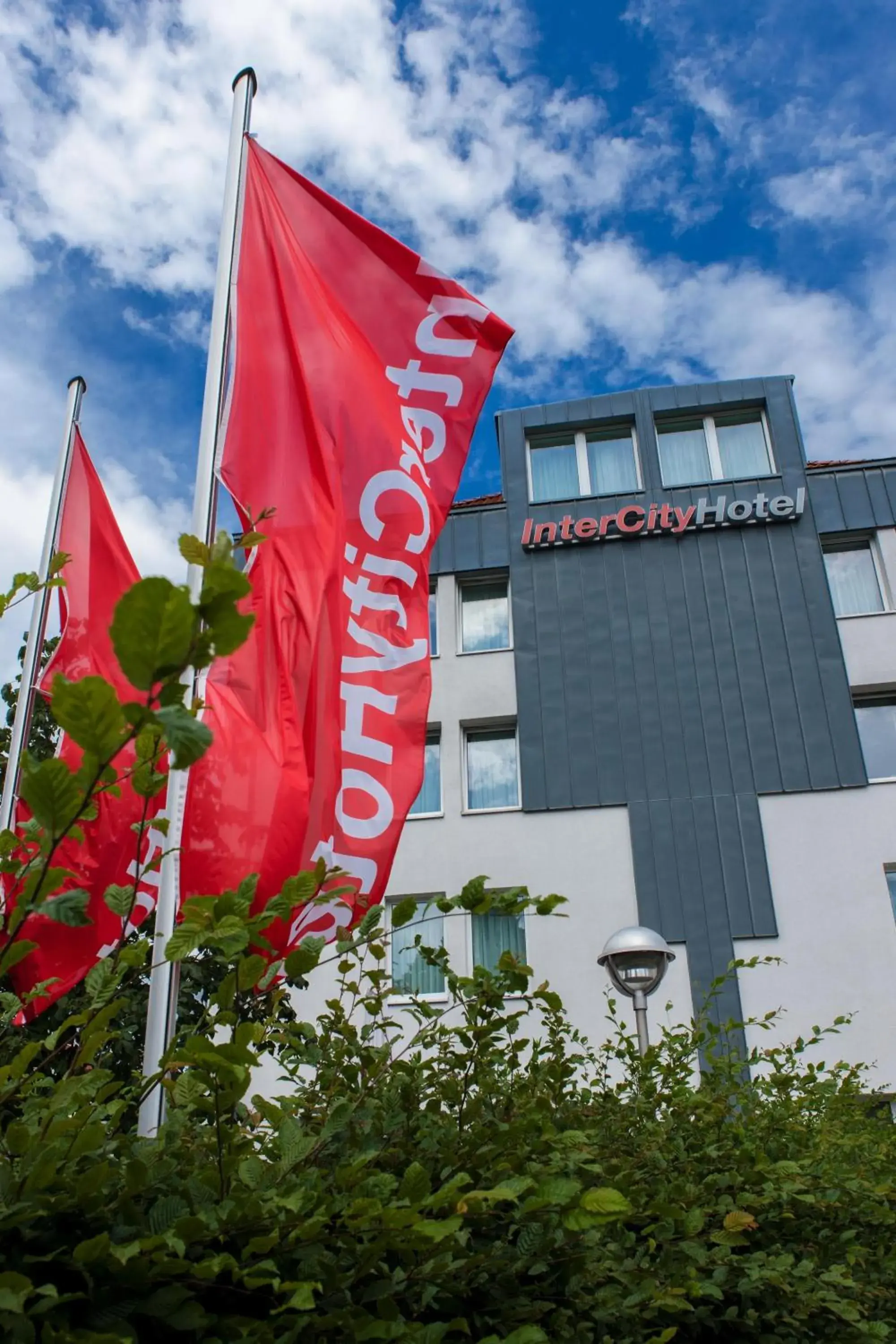 Facade/entrance in IntercityHotel Celle Facade/entrance in IntercityHotel Celle