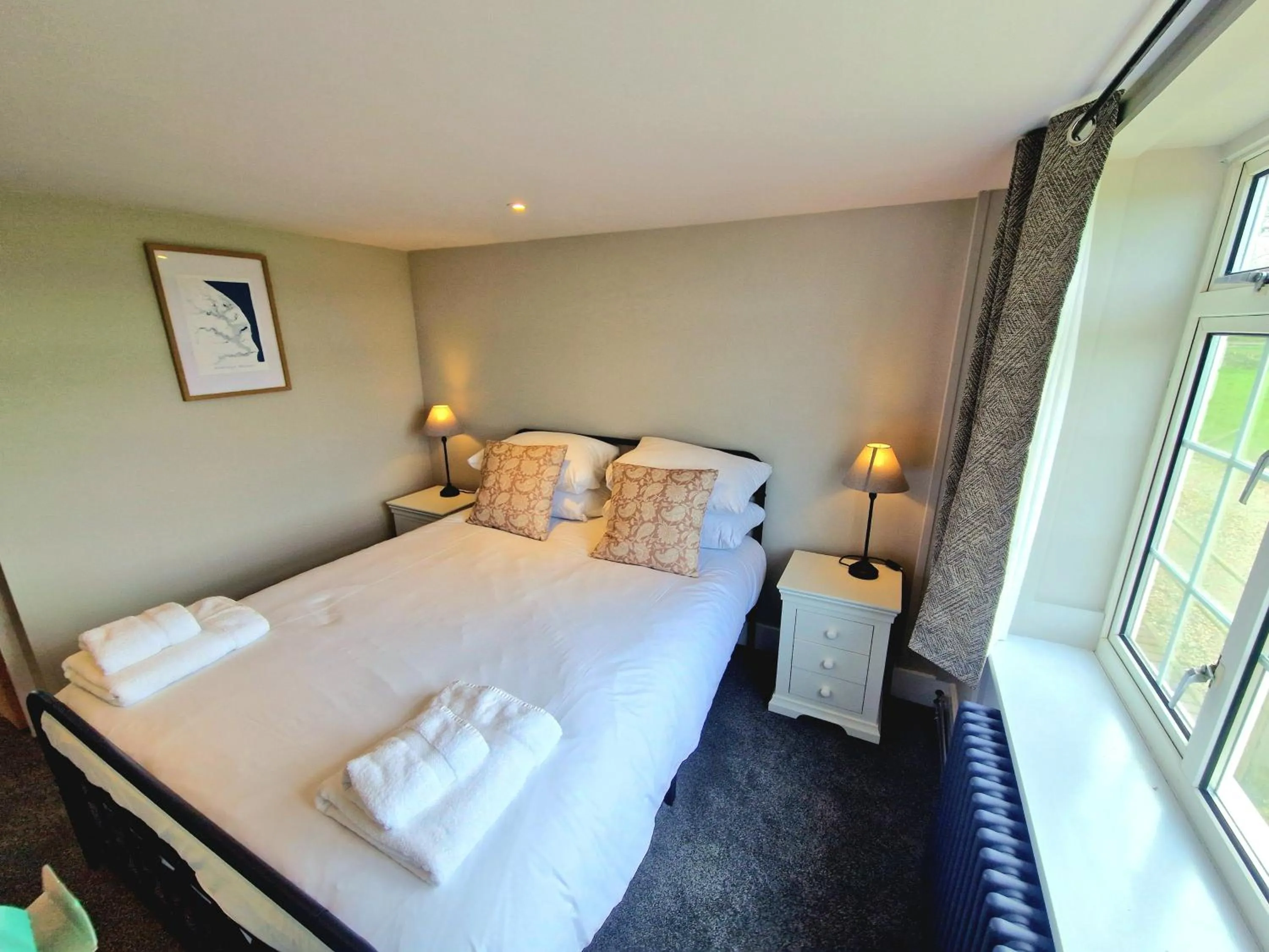 Photo of the whole room, Bed in The Dormy House Hotel