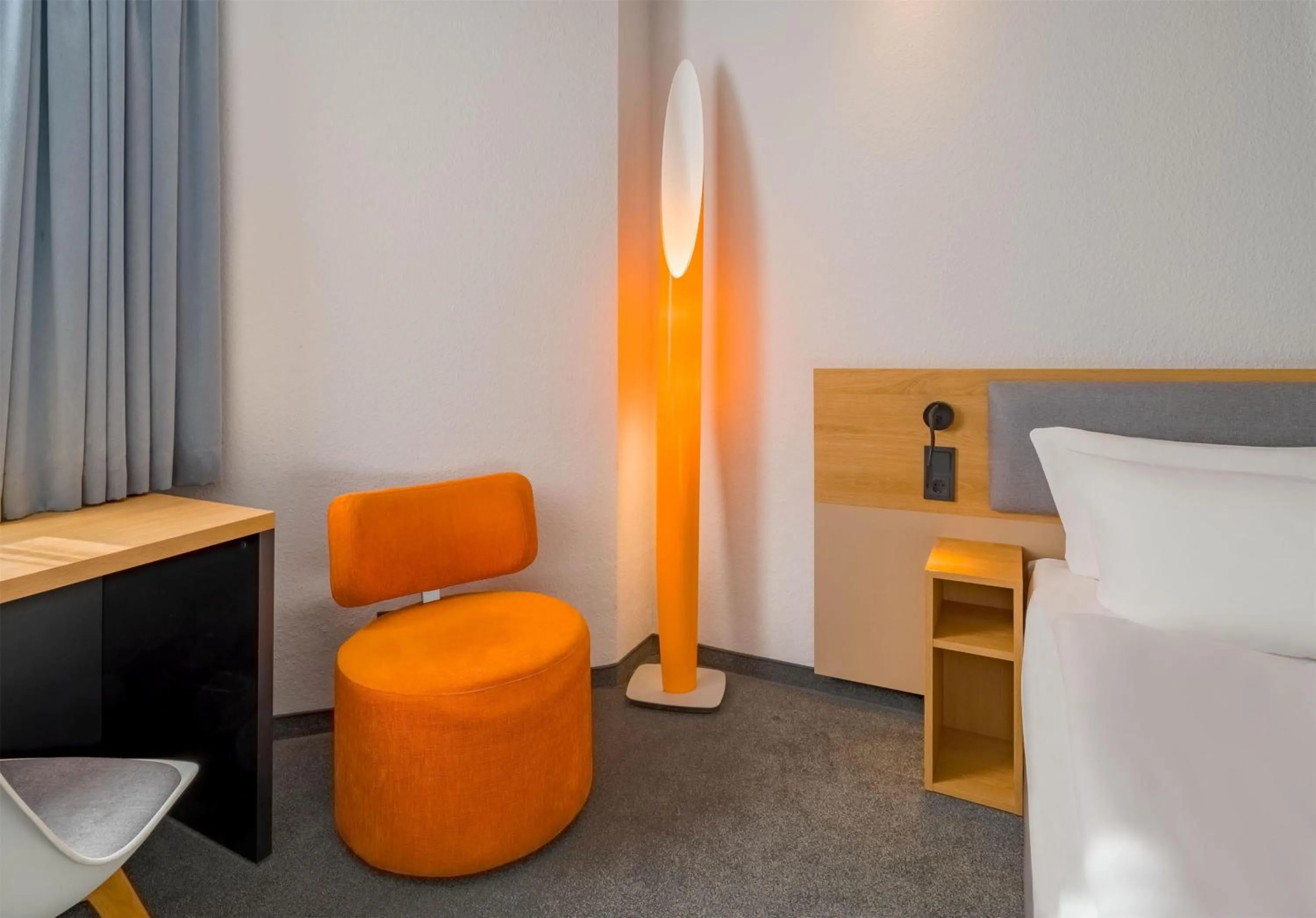 Bed in Spark by Hilton Wuppertal City Centre