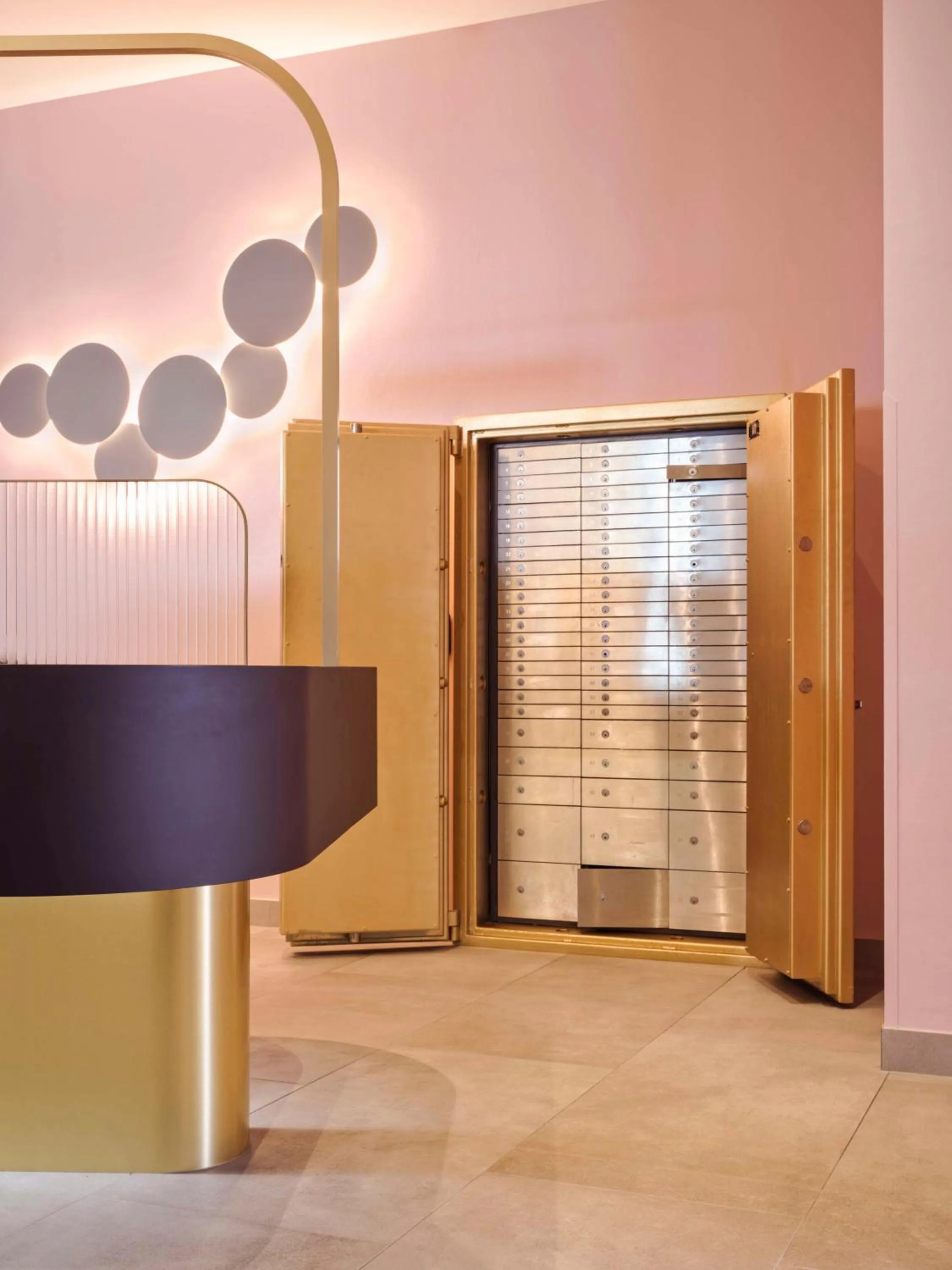 Lobby or reception in Flemings Hotel Wuppertal-Central