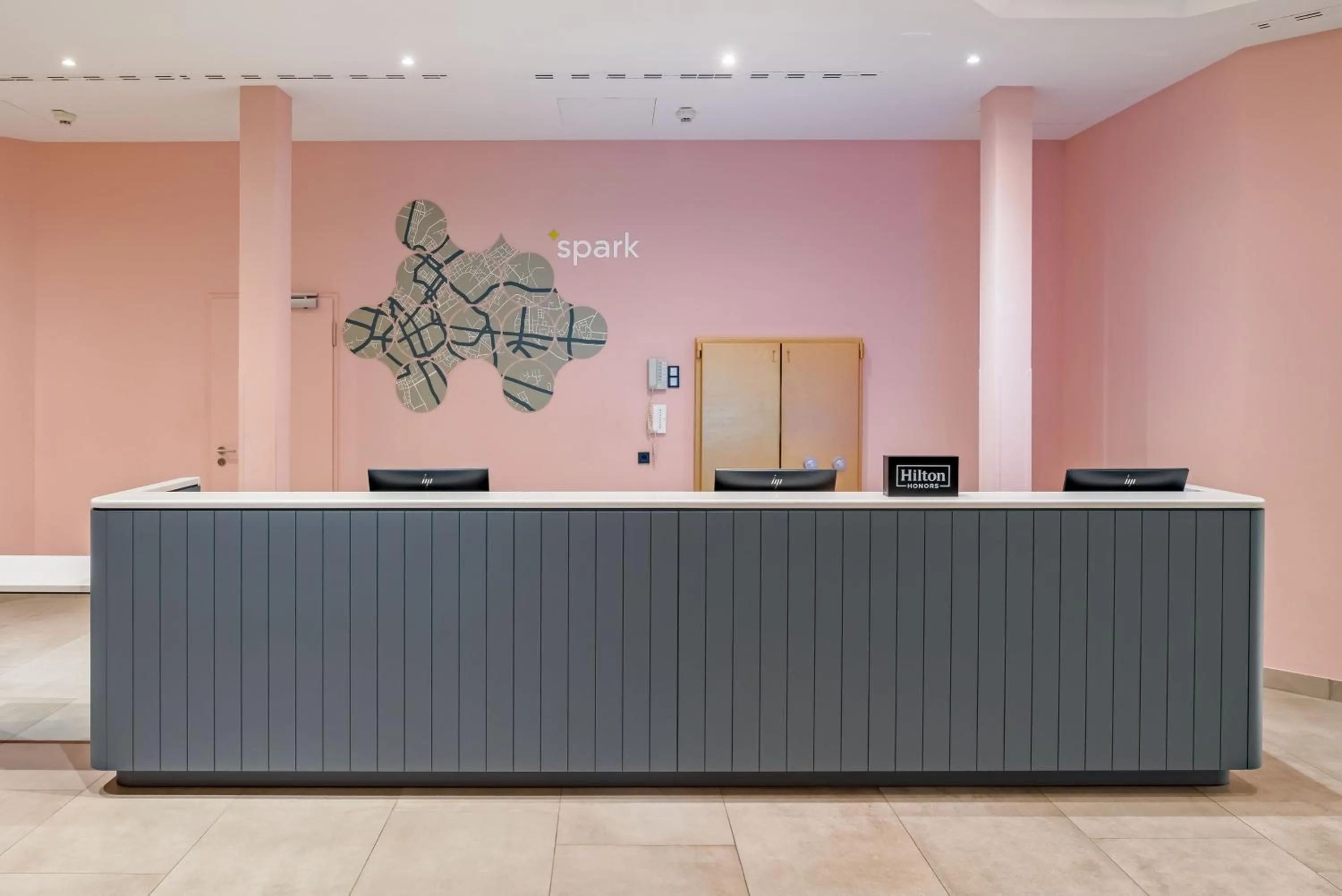 Lobby or reception in Spark by Hilton Wuppertal City Centre