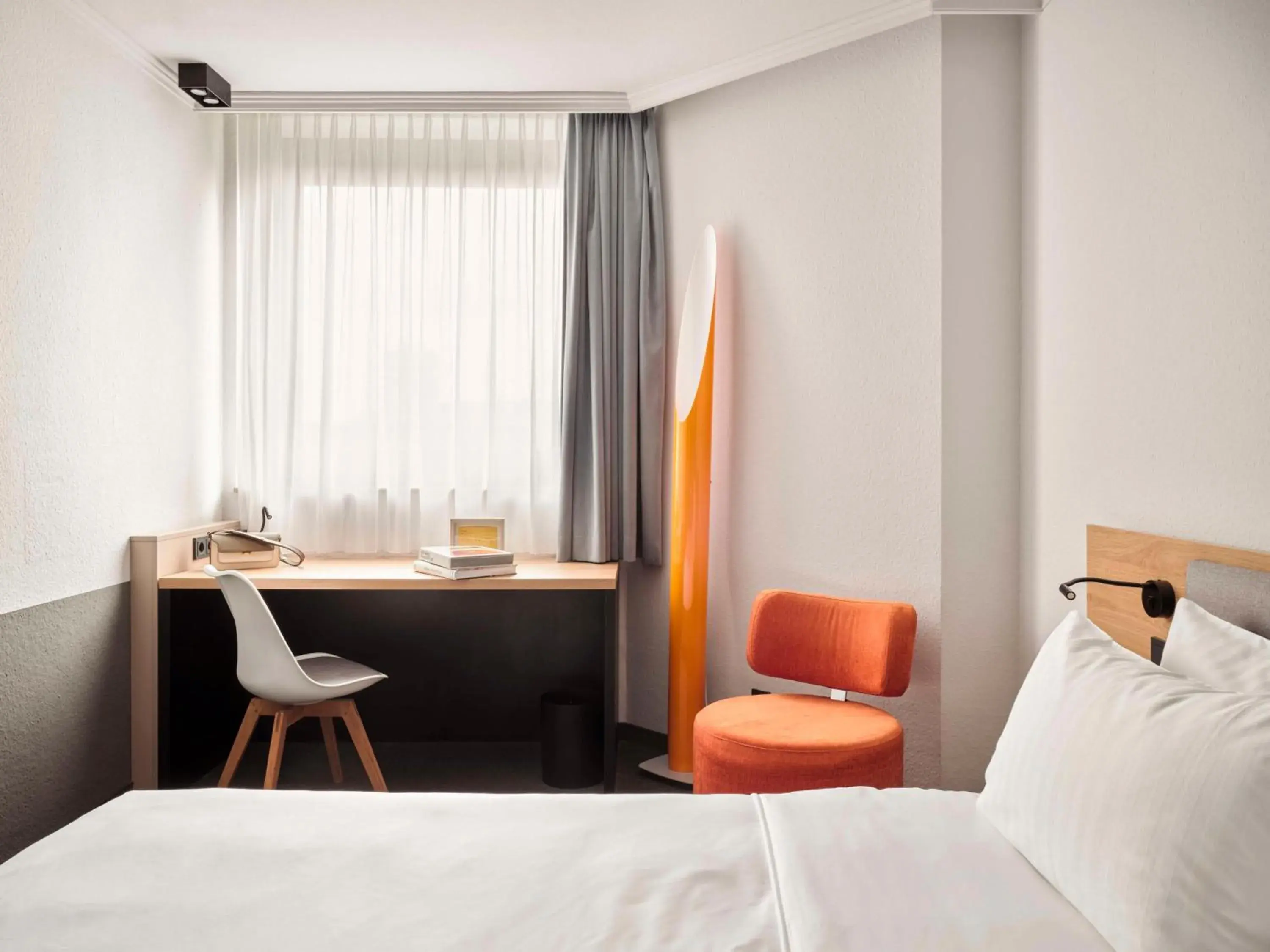 Bedroom, Bed in Flemings Hotel Wuppertal-Central Bedroom, Bed in Flemings Hotel Wuppertal-Central