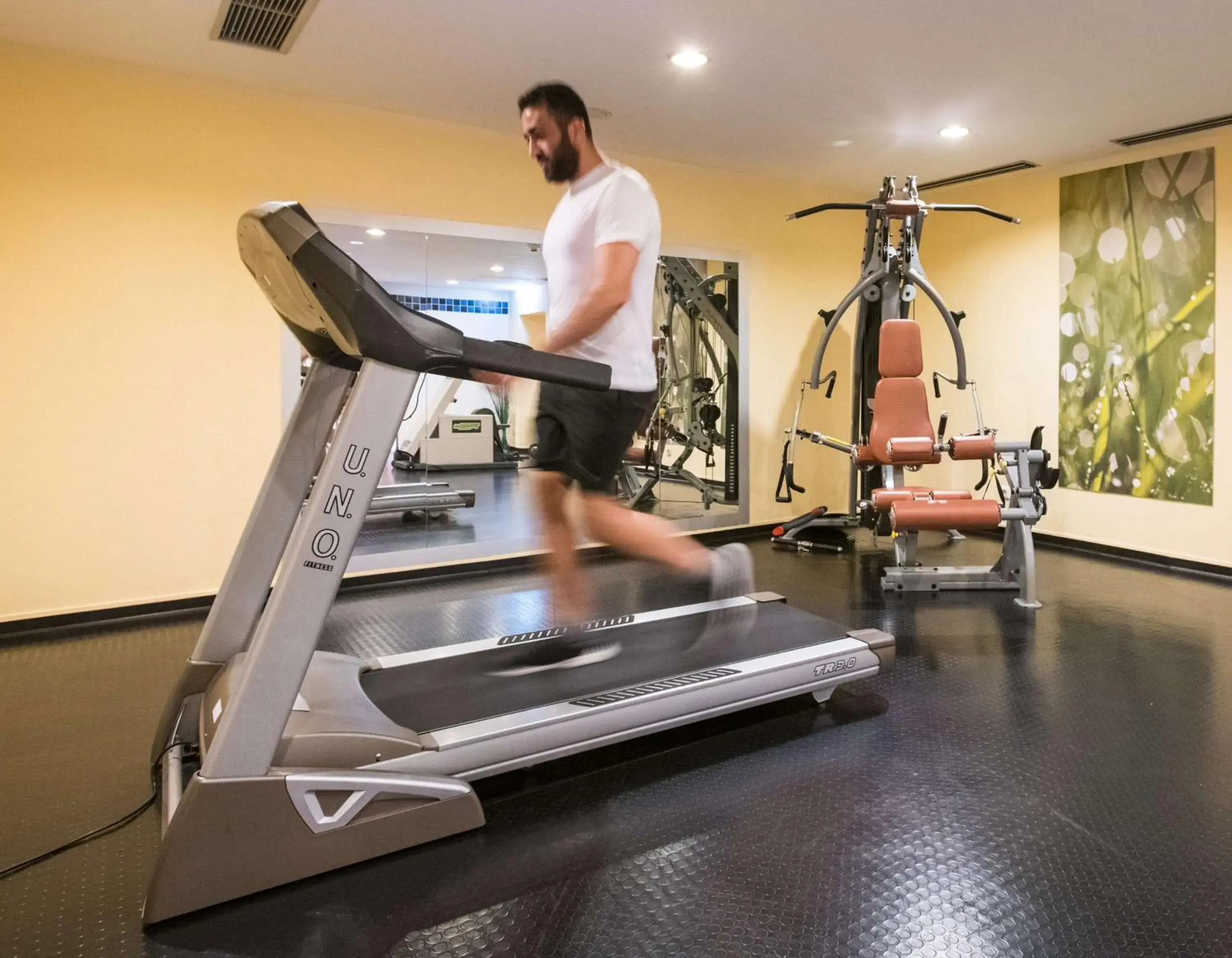 Fitness centre/facilities in Flemings Hotel Wuppertal-Central Fitness centre/facilities in Flemings Hotel Wuppertal-Central