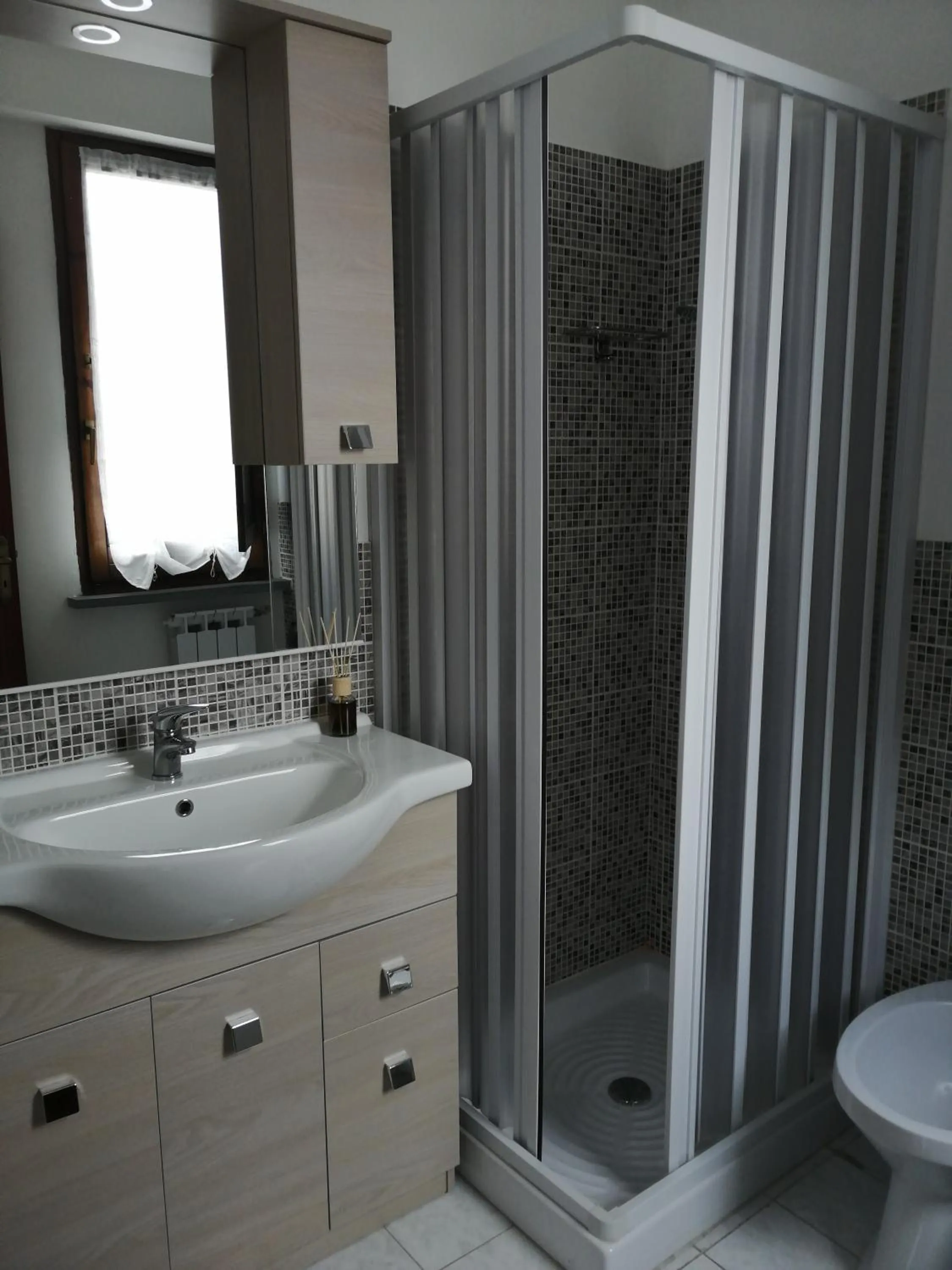 Shower in B&B Petra Castalda