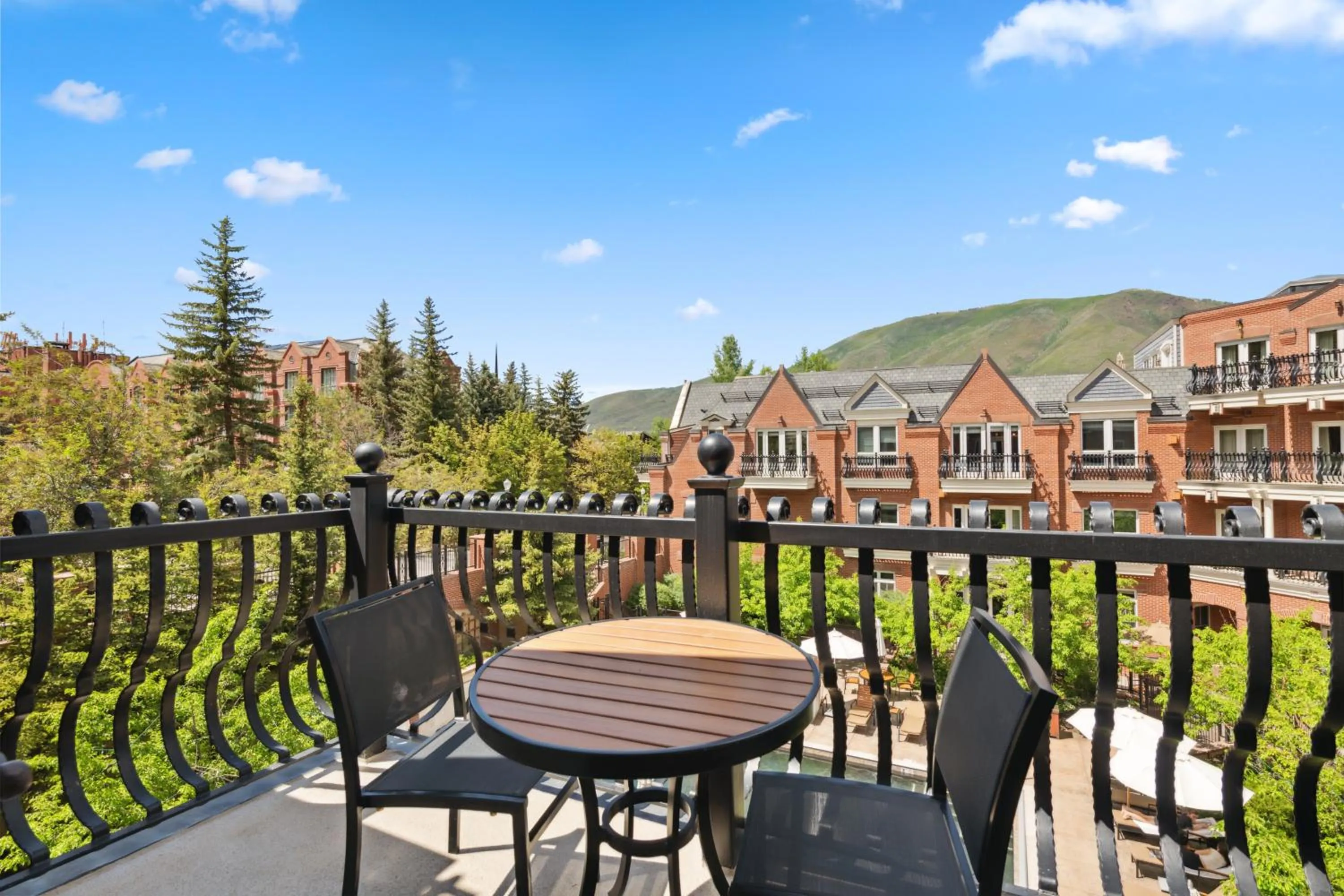 Balcony/Terrace in The Aspen Mountain Residences