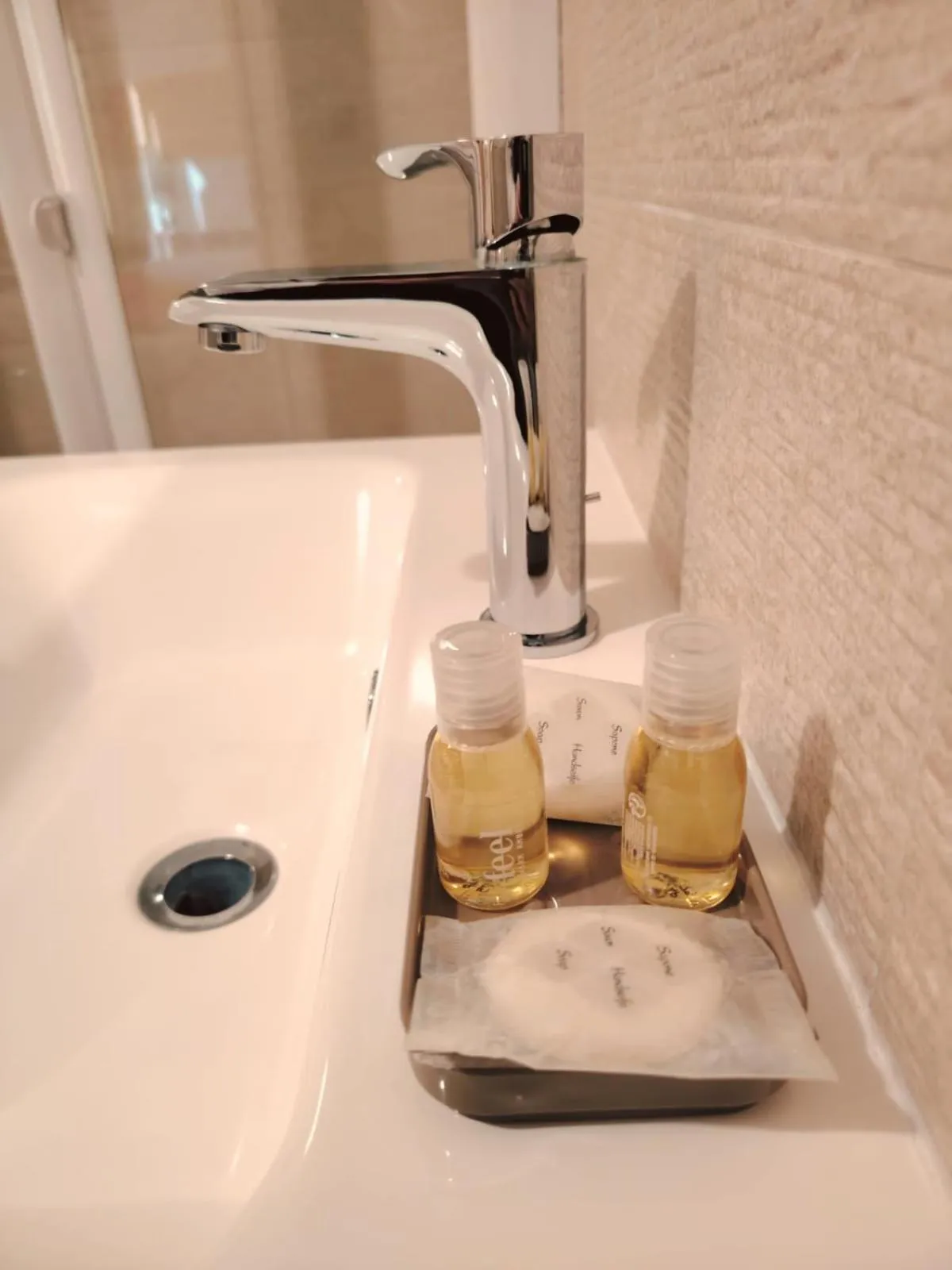 L&B bed and breakfast