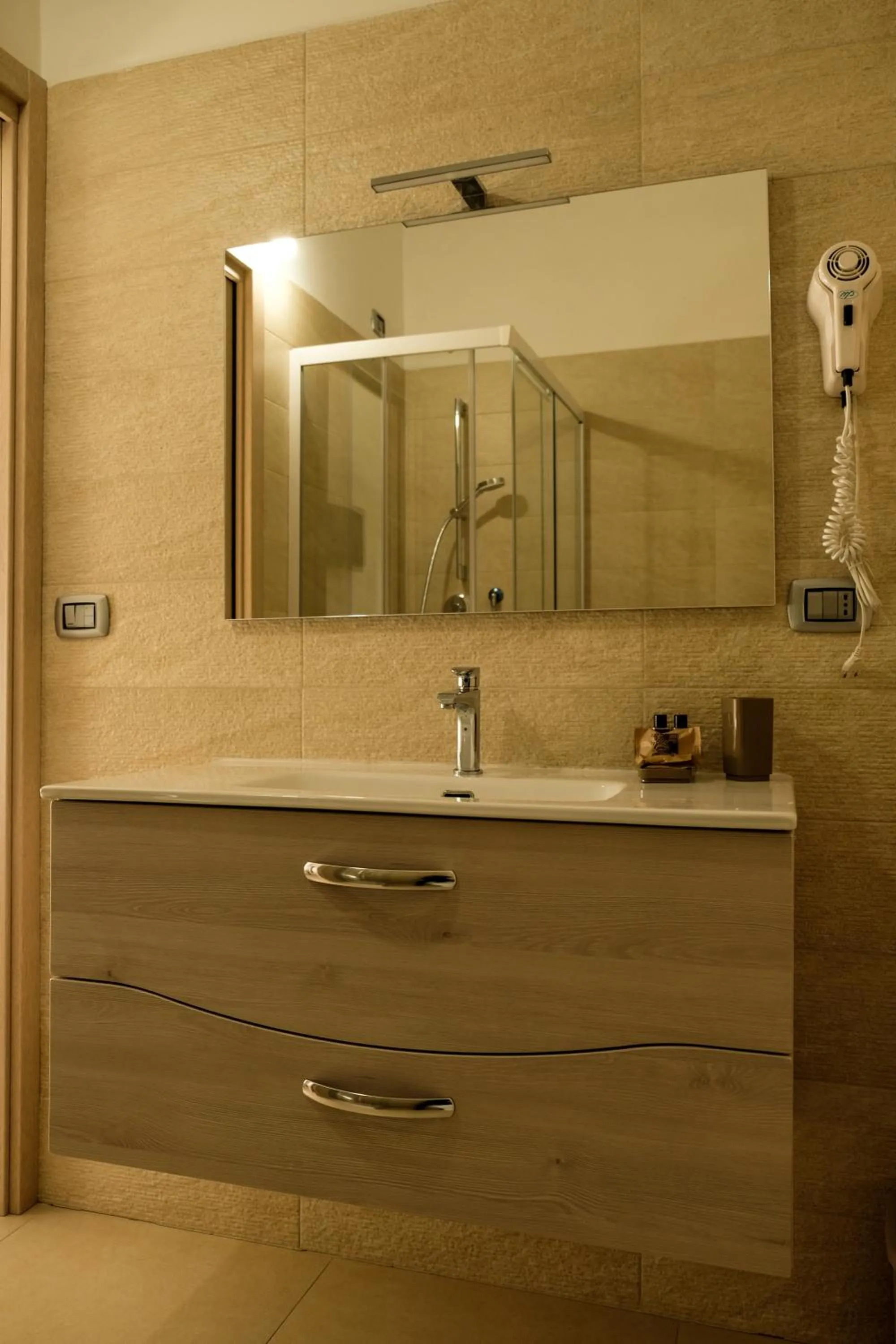 L&B bed and breakfast