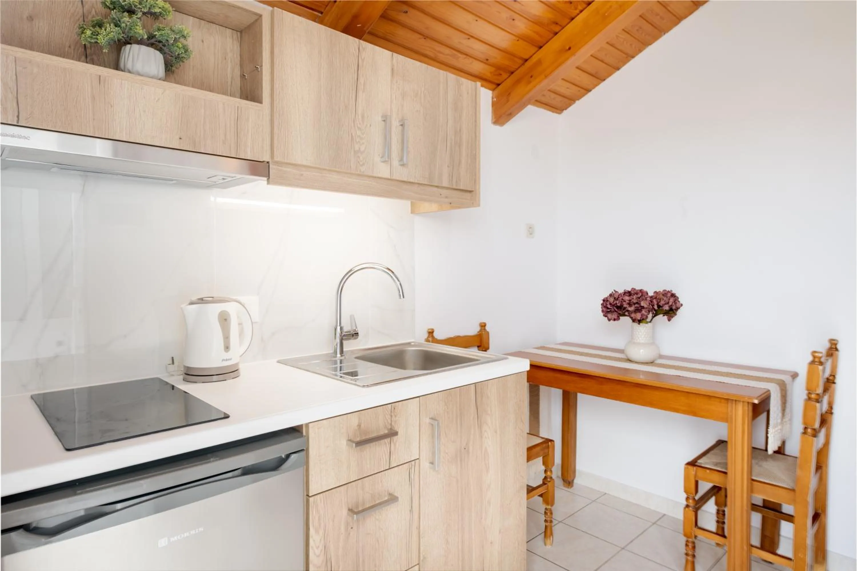 Kitchen or kitchenette in Antonis apartments