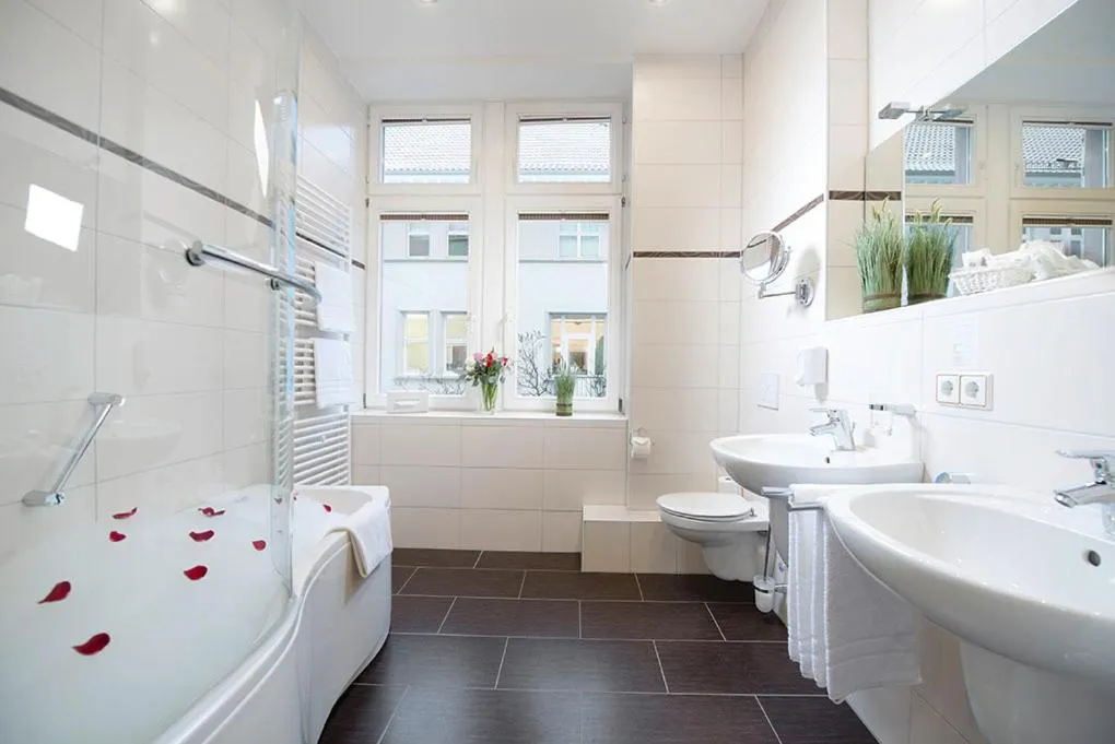 Bathroom in Hotel Schweizer Hof - Superior