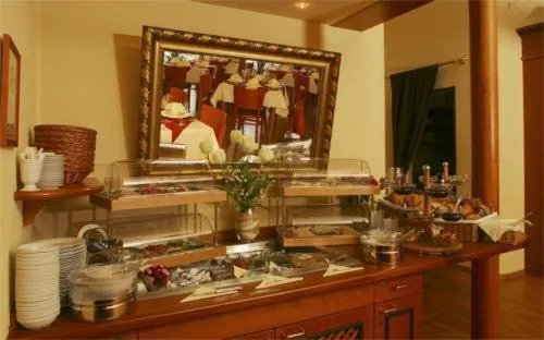 Restaurant/places to eat in Hotel Schweizer Hof - Superior