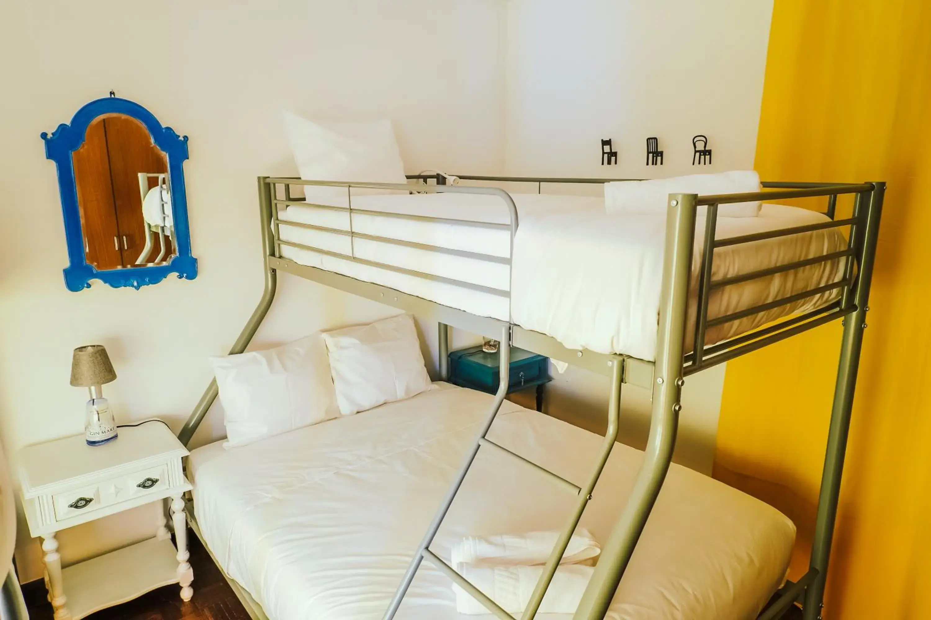 Bed in Help Yourself Hostels - Restelo Bed in Help Yourself Hostels - Restelo