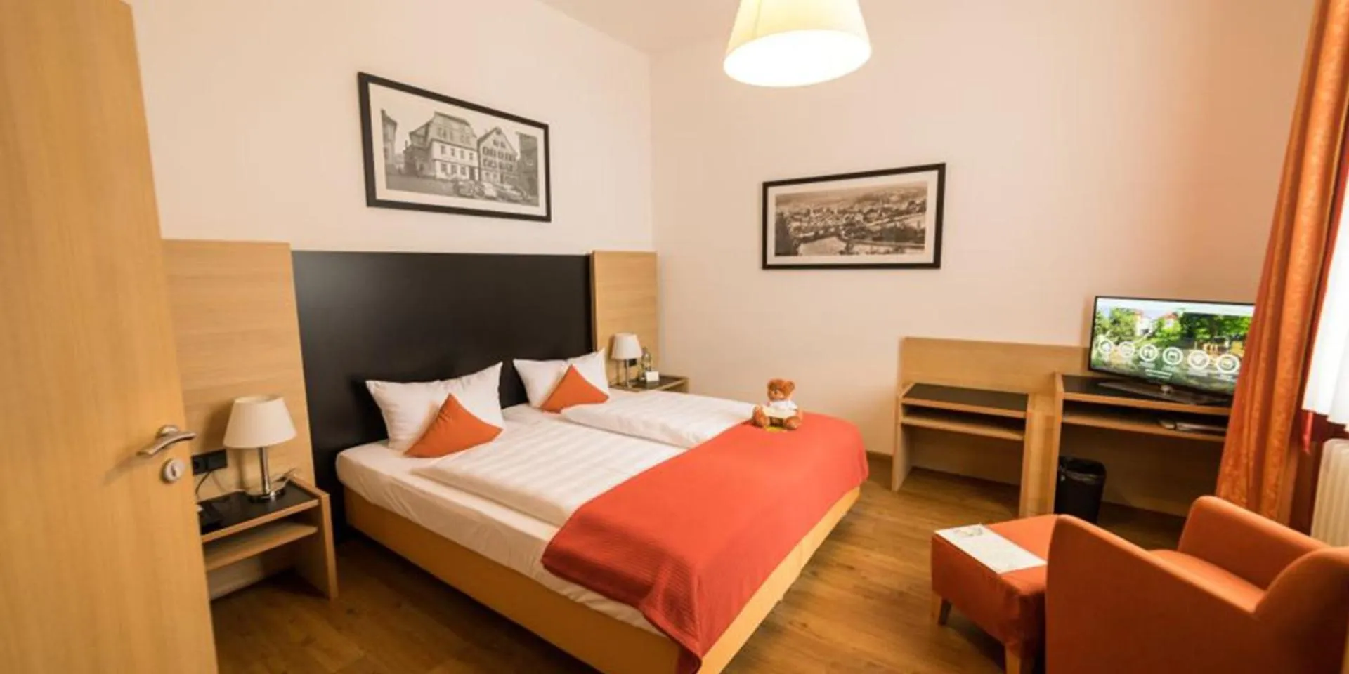 Photo of the whole room, Bed in Michel Hotel Franziskushöhe Lohr am Main