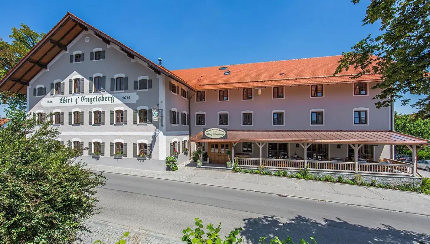 Hotel Wirt z´ Engelsberg Hotel Wirt z´ Engelsberg