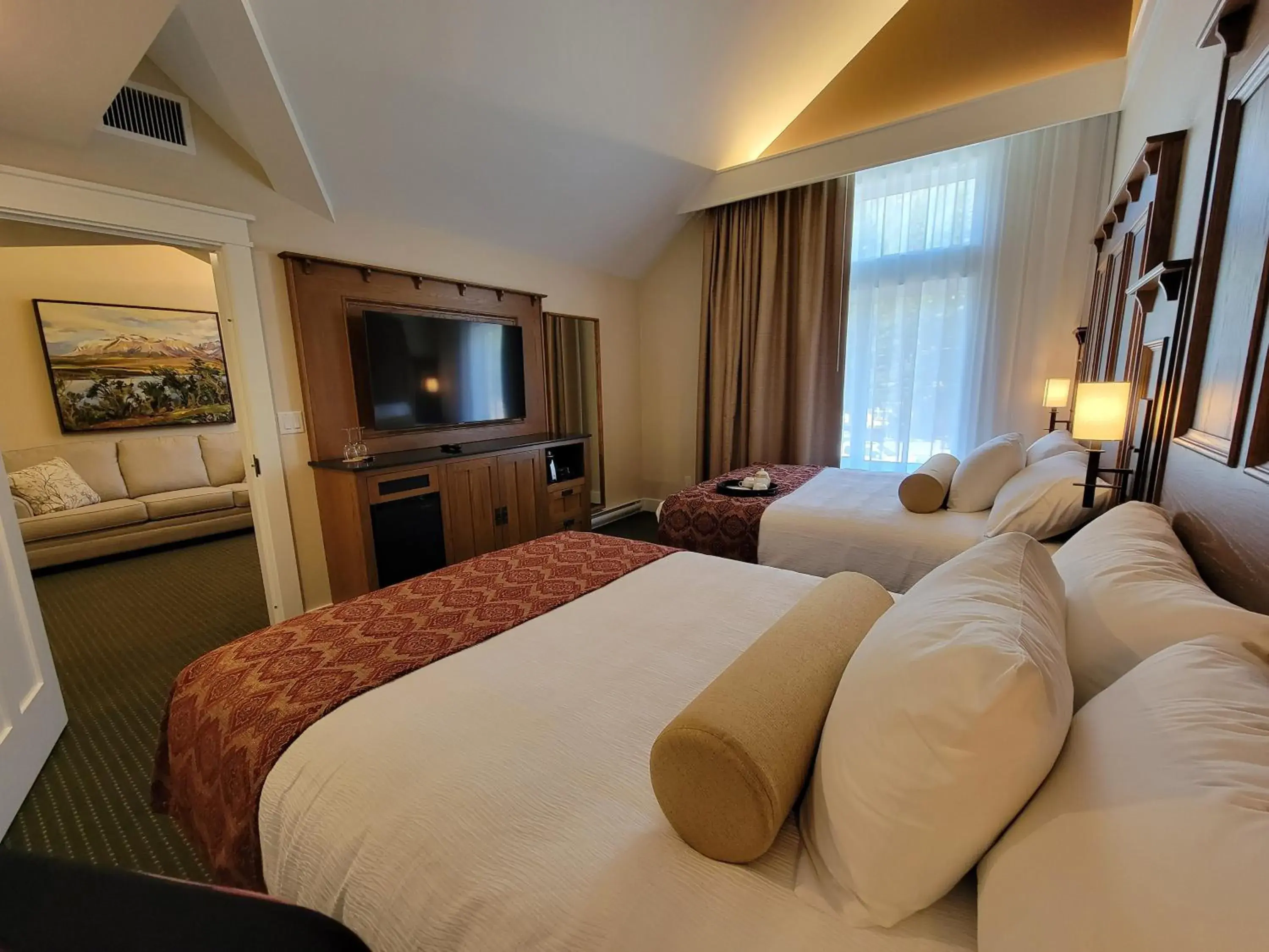 Deluxe Queen Suite in Kilmorey Lodge Deluxe Queen Suite in Kilmorey Lodge