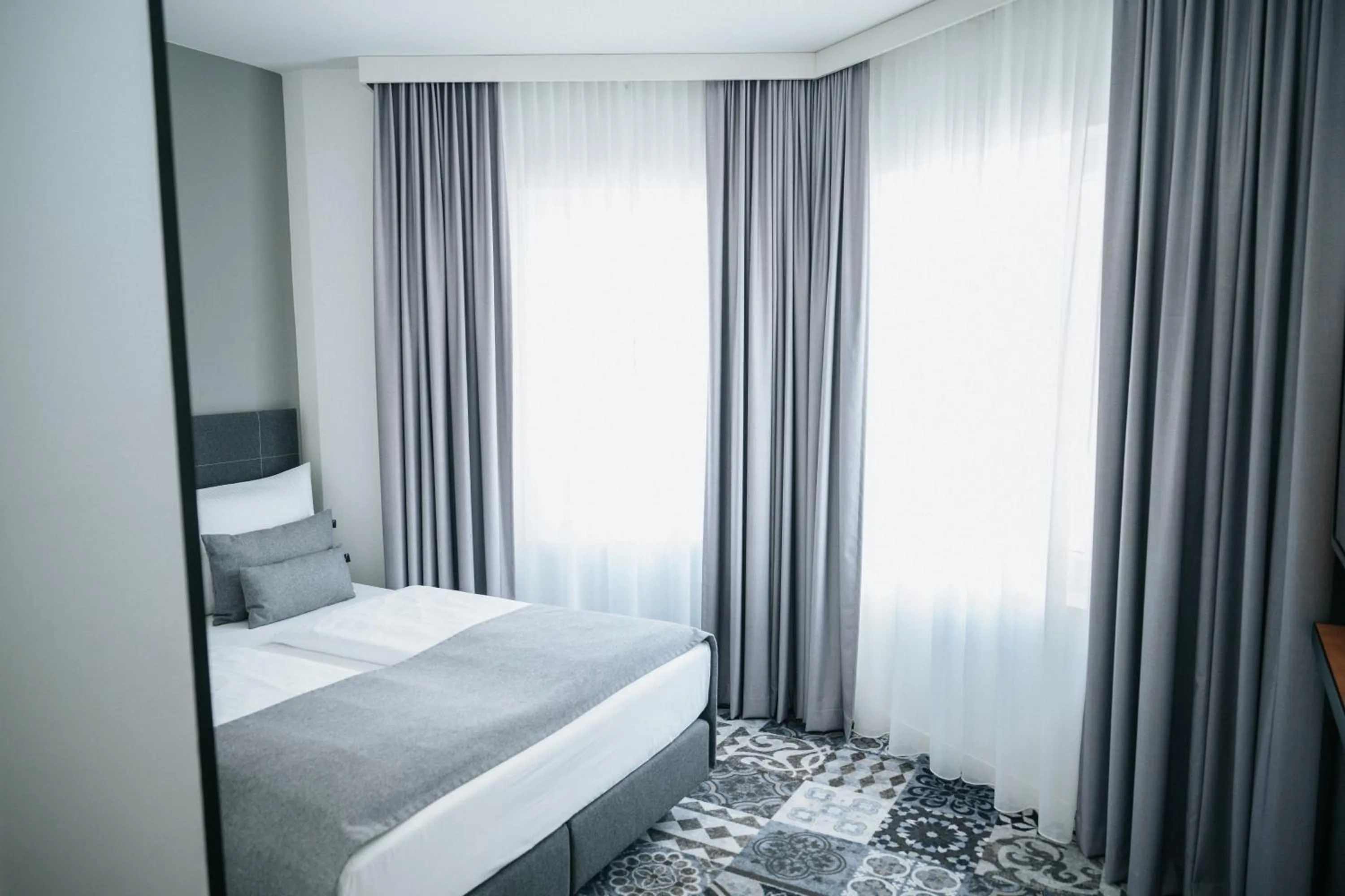 Photo of the whole room, Bed in Coffee Fellows Hotel Trier