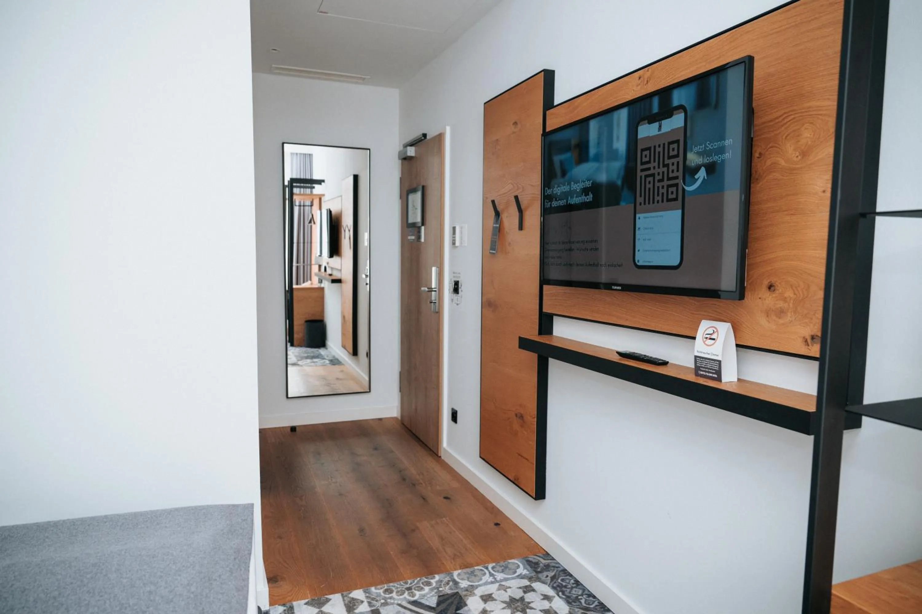 Photo of the whole room in Coffee Fellows Hotel Trier