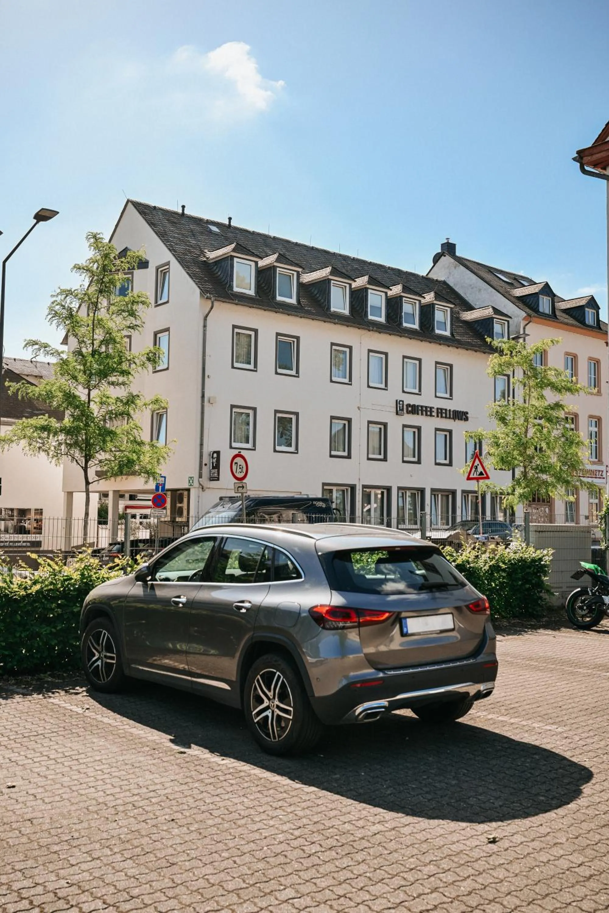 Parking in Coffee Fellows Hotel Trier