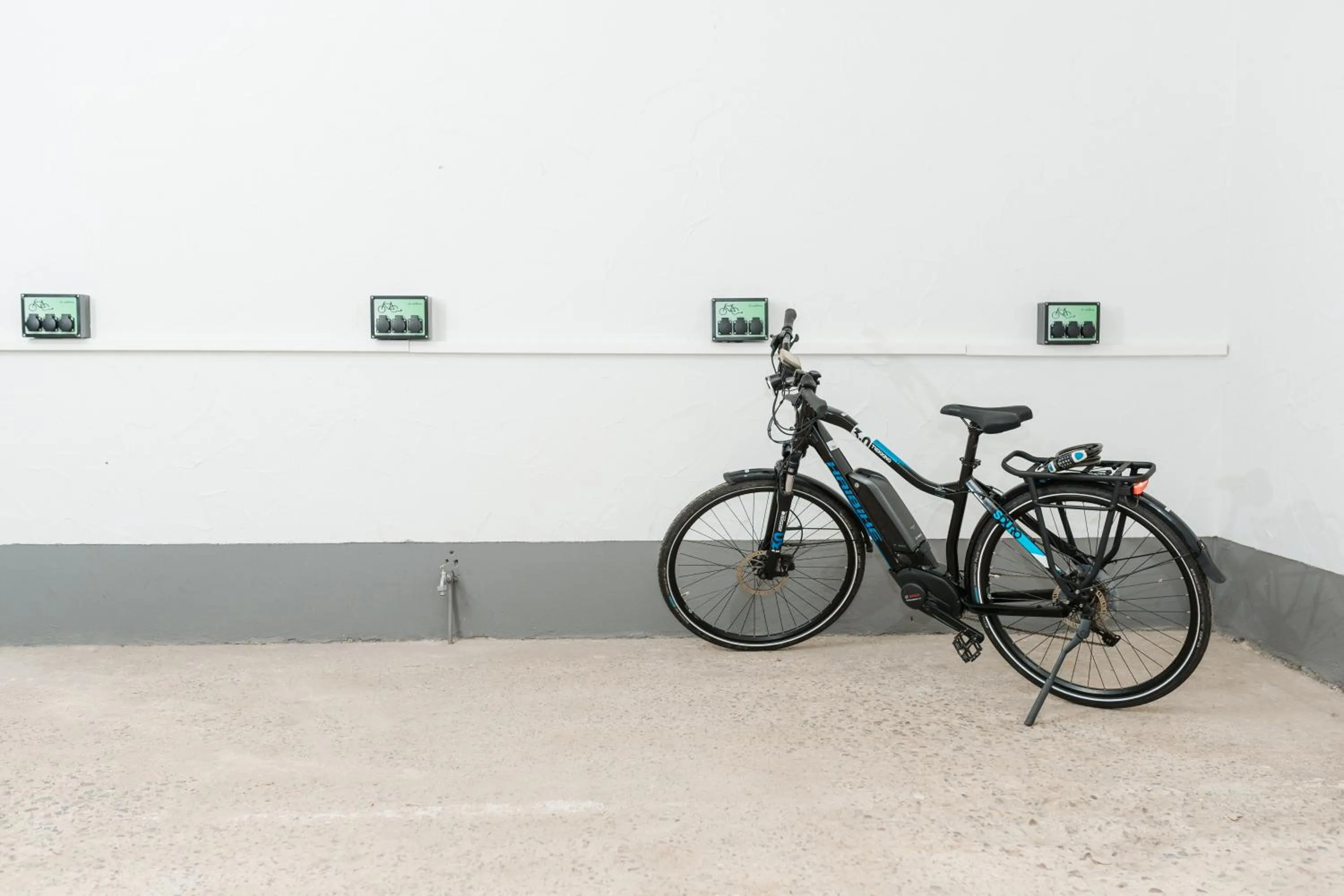 Cycling in Coffee Fellows Hotel Trier