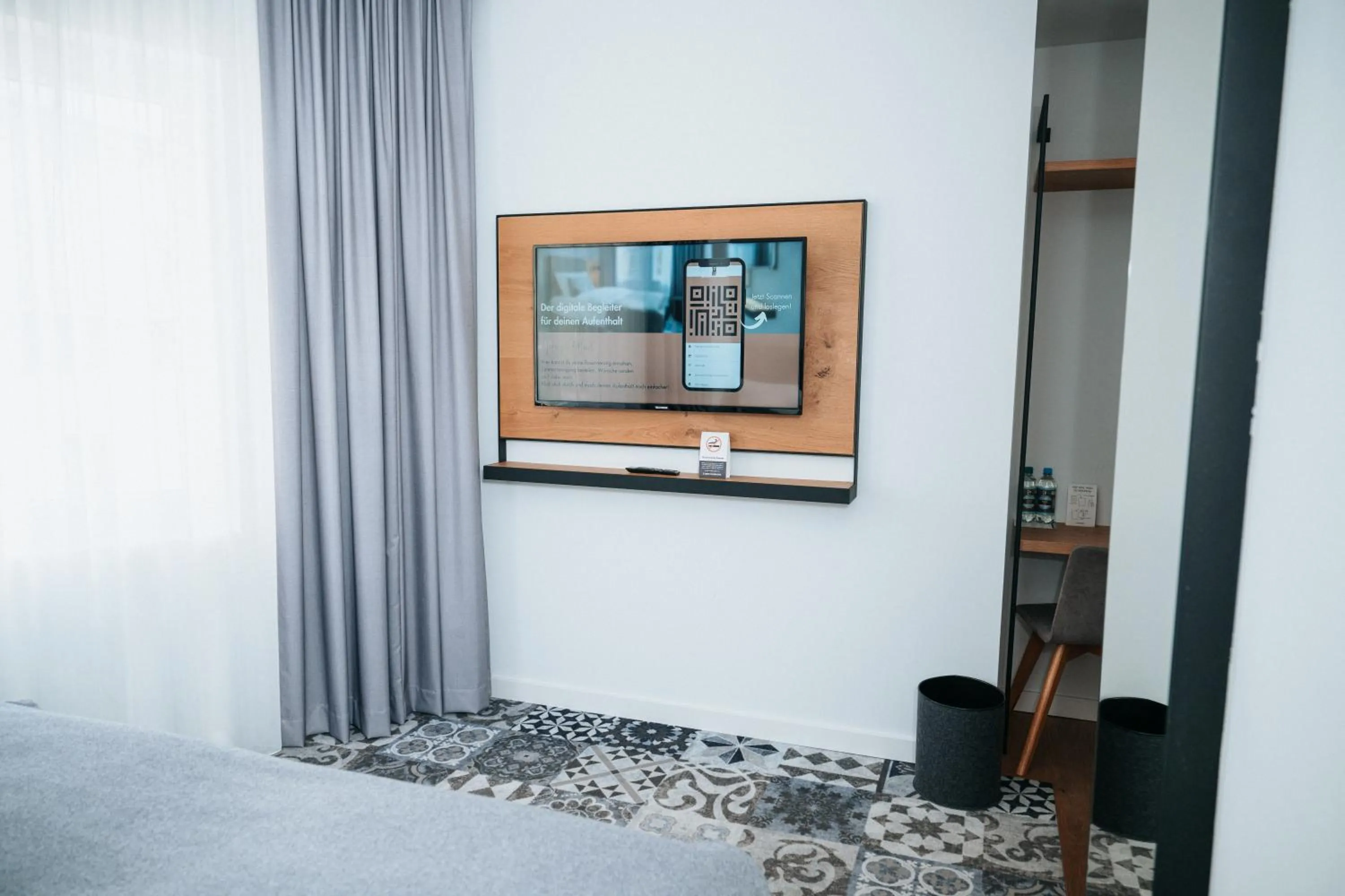 Photo of the whole room, Bed in Coffee Fellows Hotel Trier