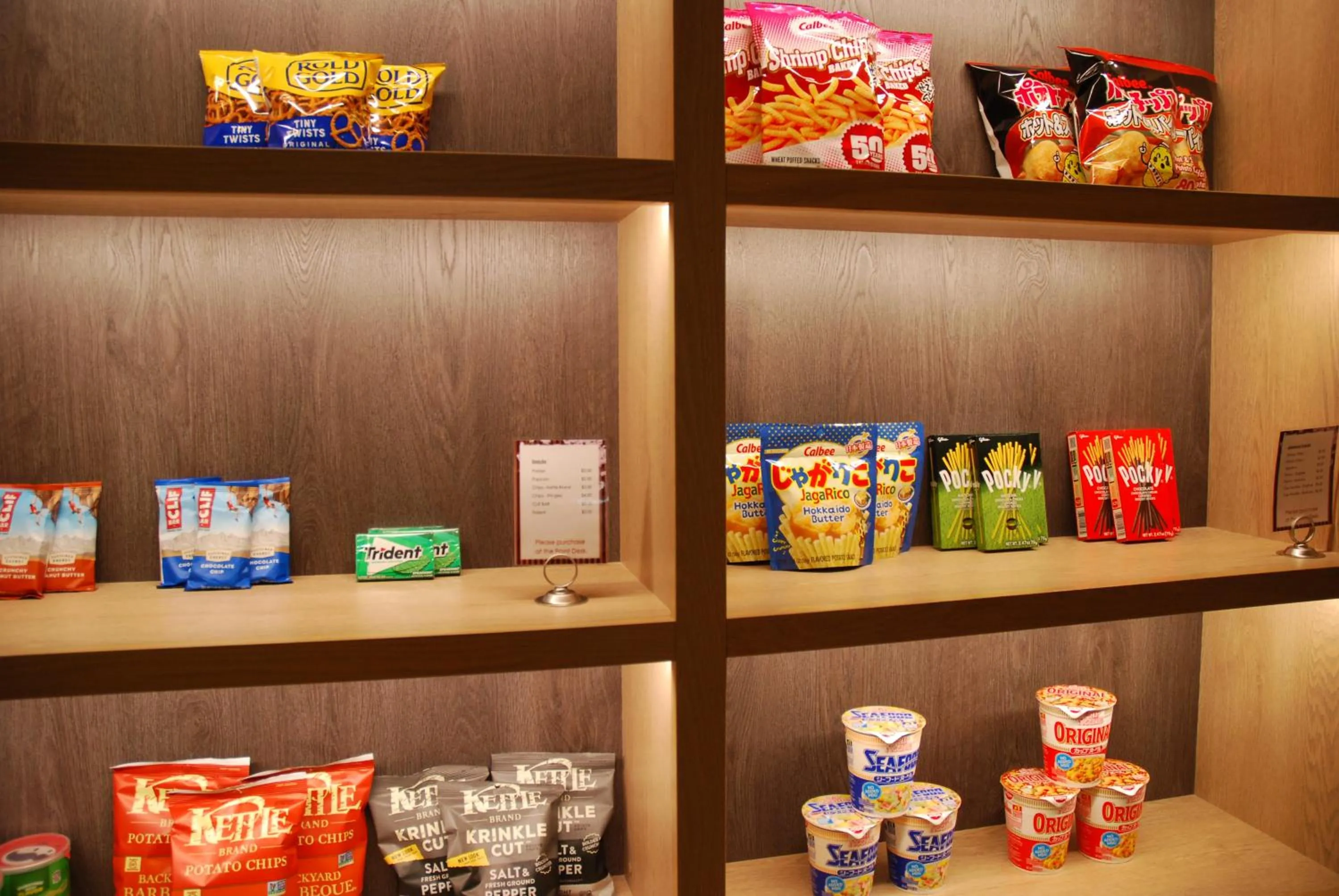 Property building in Cedartree Hotel Portland Hillsboro