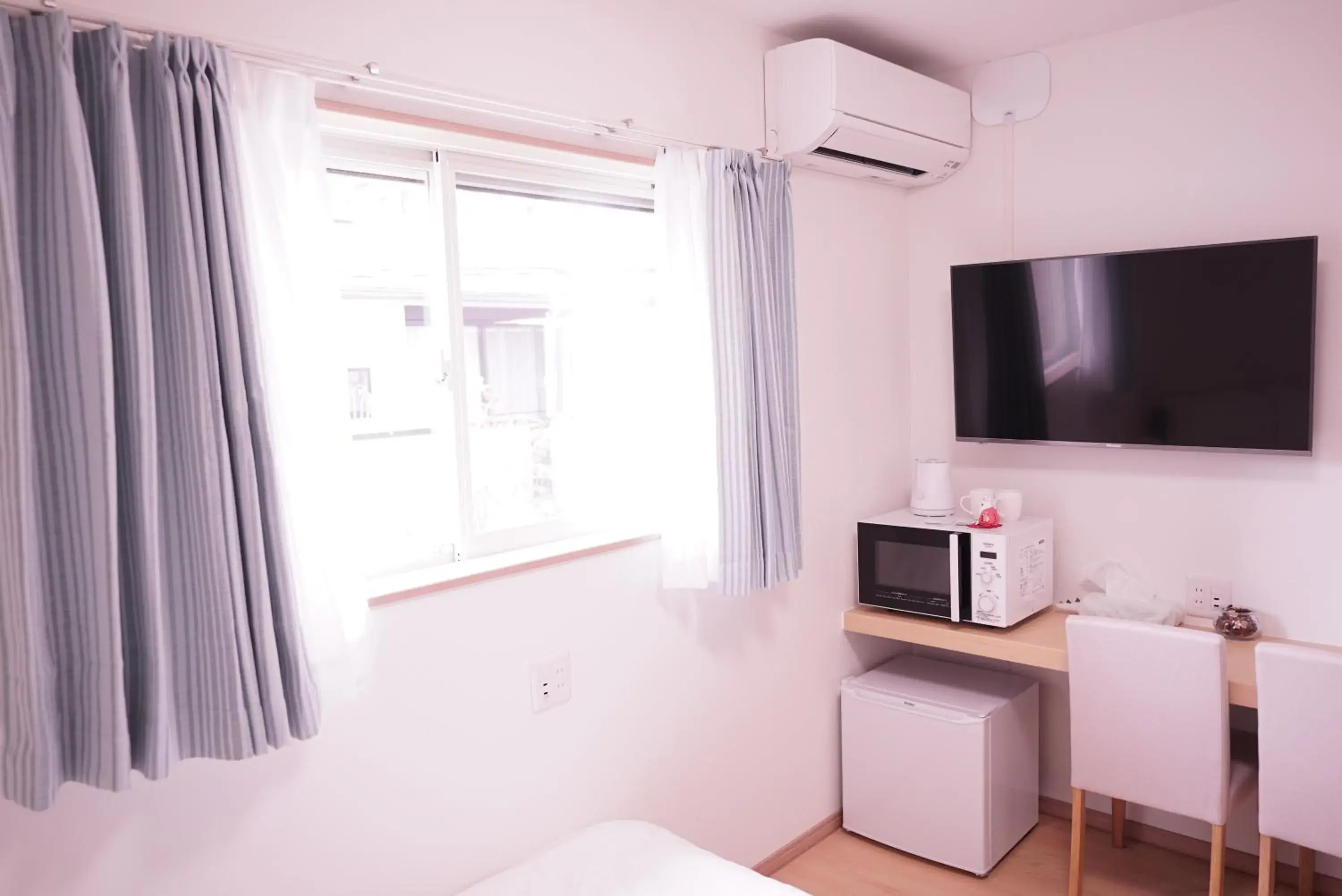 Double Room with Private Bathroom in 暁 Twilight Osaka Inn Double Room with Private Bathroom in 暁 Twilight Osaka Inn