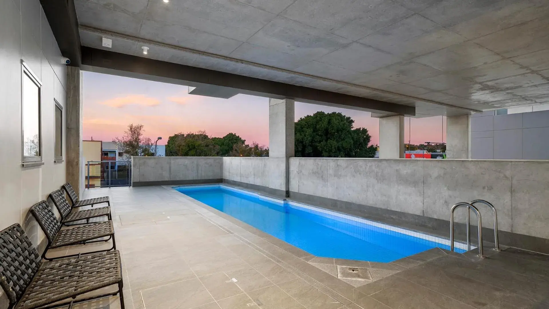 Swimming pool in Oaks Toowoomba Hotel Swimming pool in Oaks Toowoomba Hotel